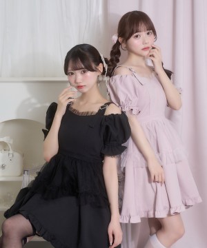 肩ベルトワンピース