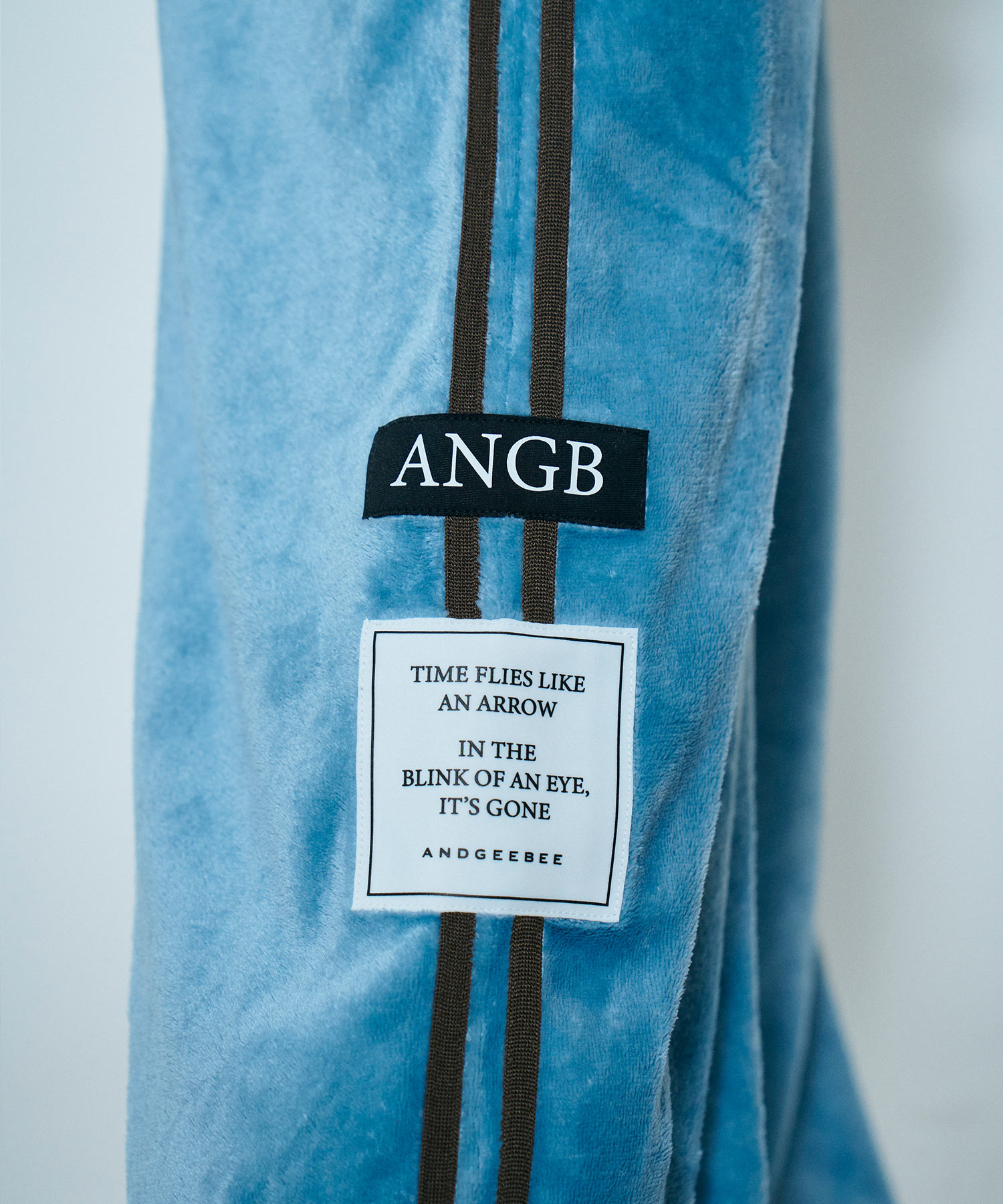 ラインボアジャージセット