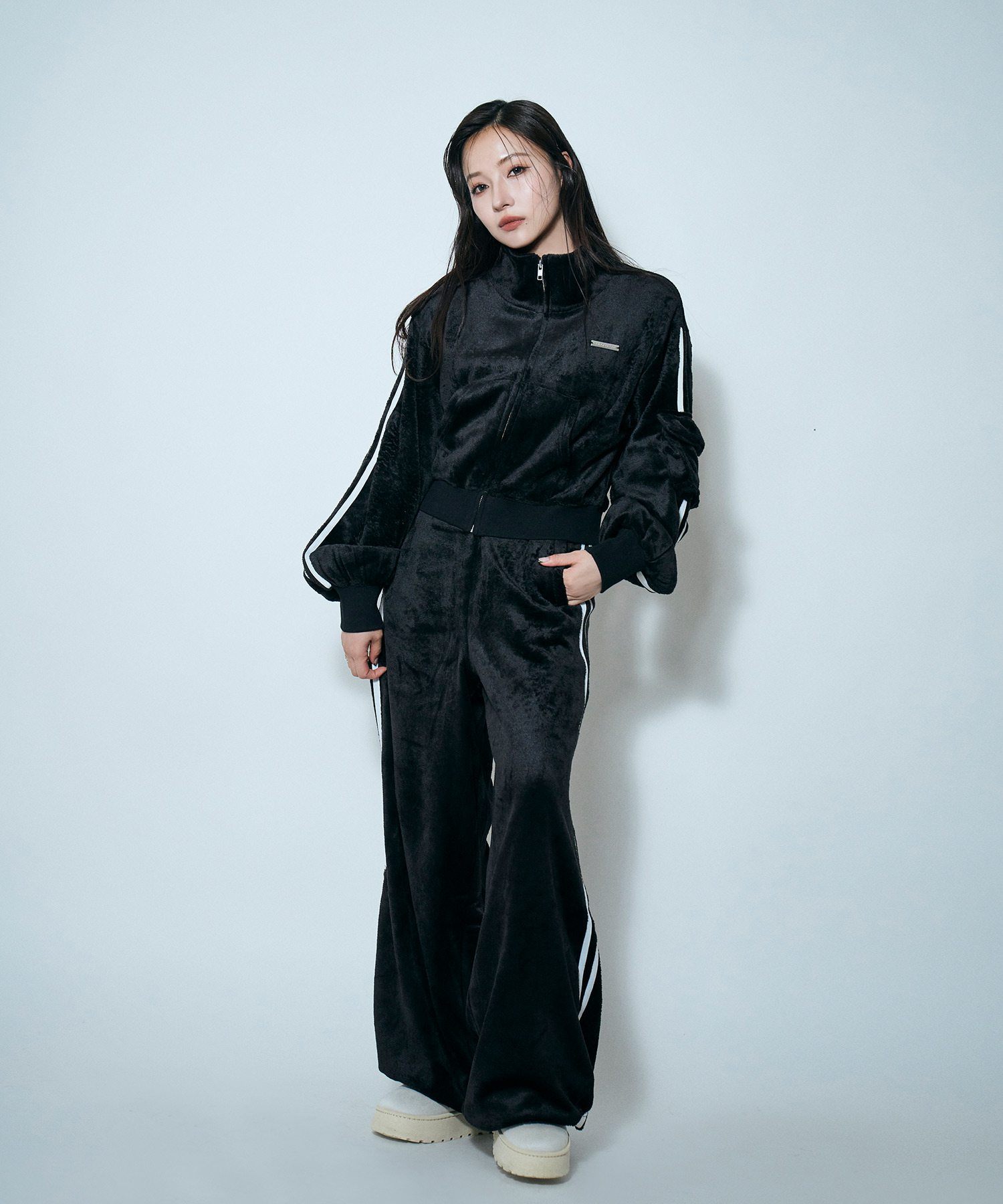 ラインボアジャージセット