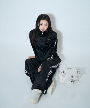 ラインボアジャージセット