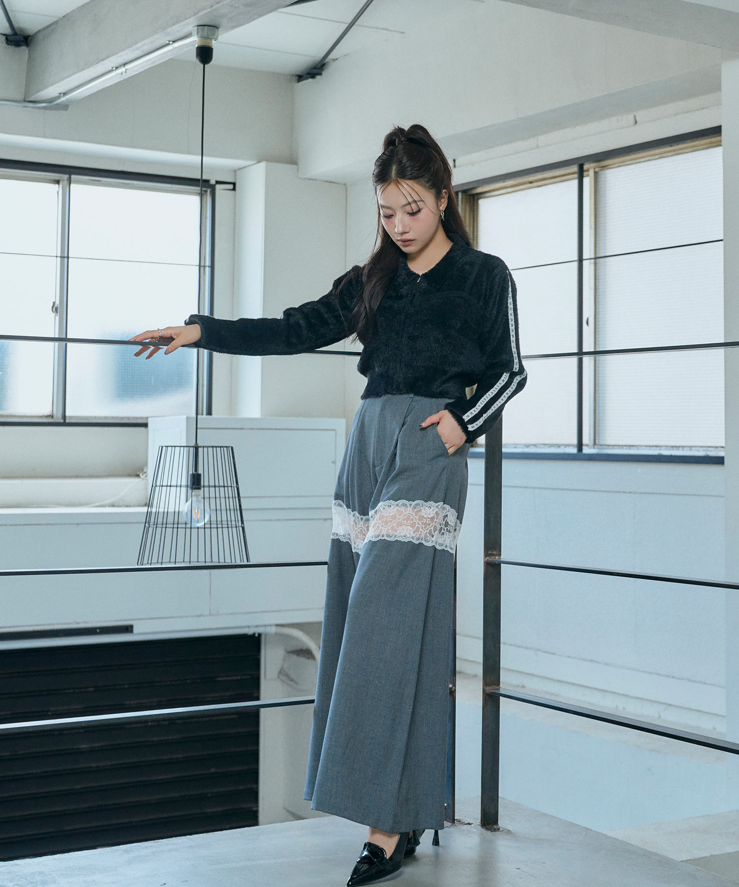 レースビスチェニット