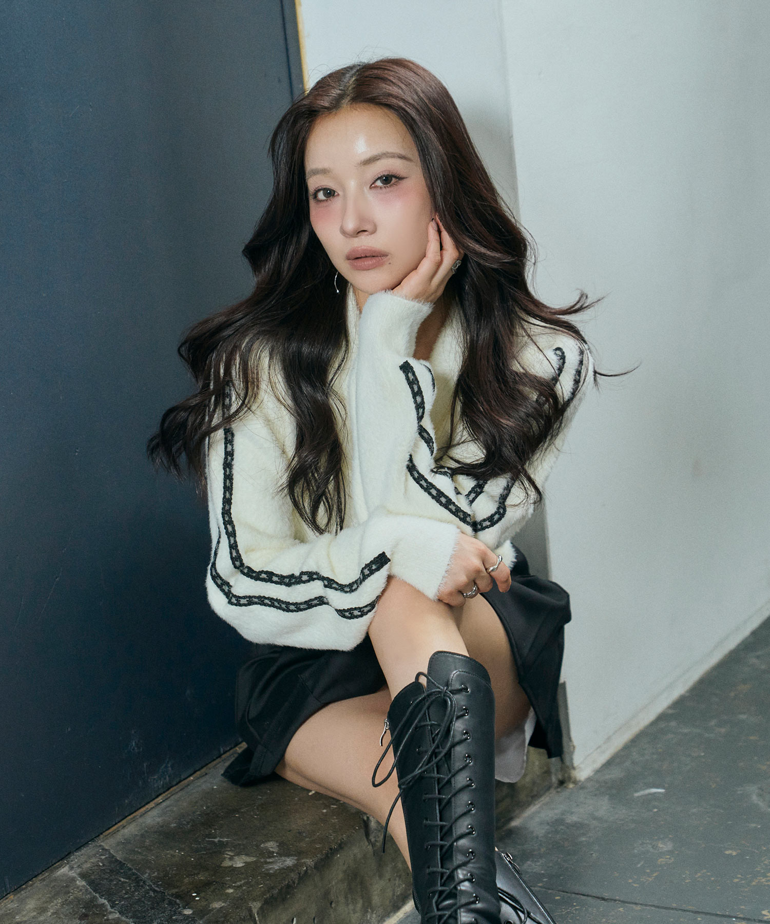 レースビスチェニット