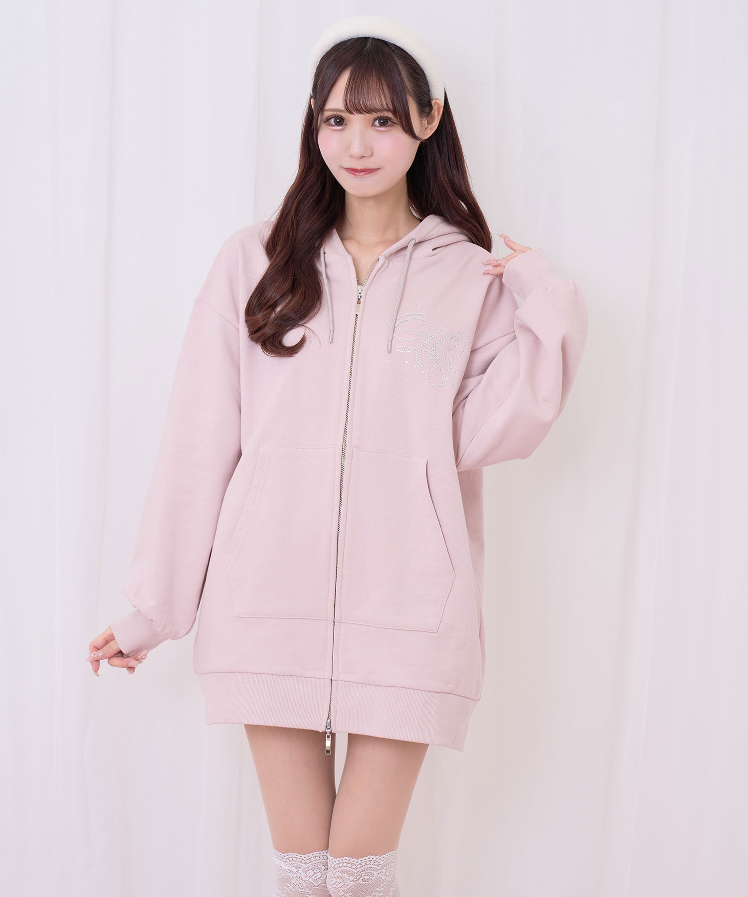 羽ビジュージップパーカー