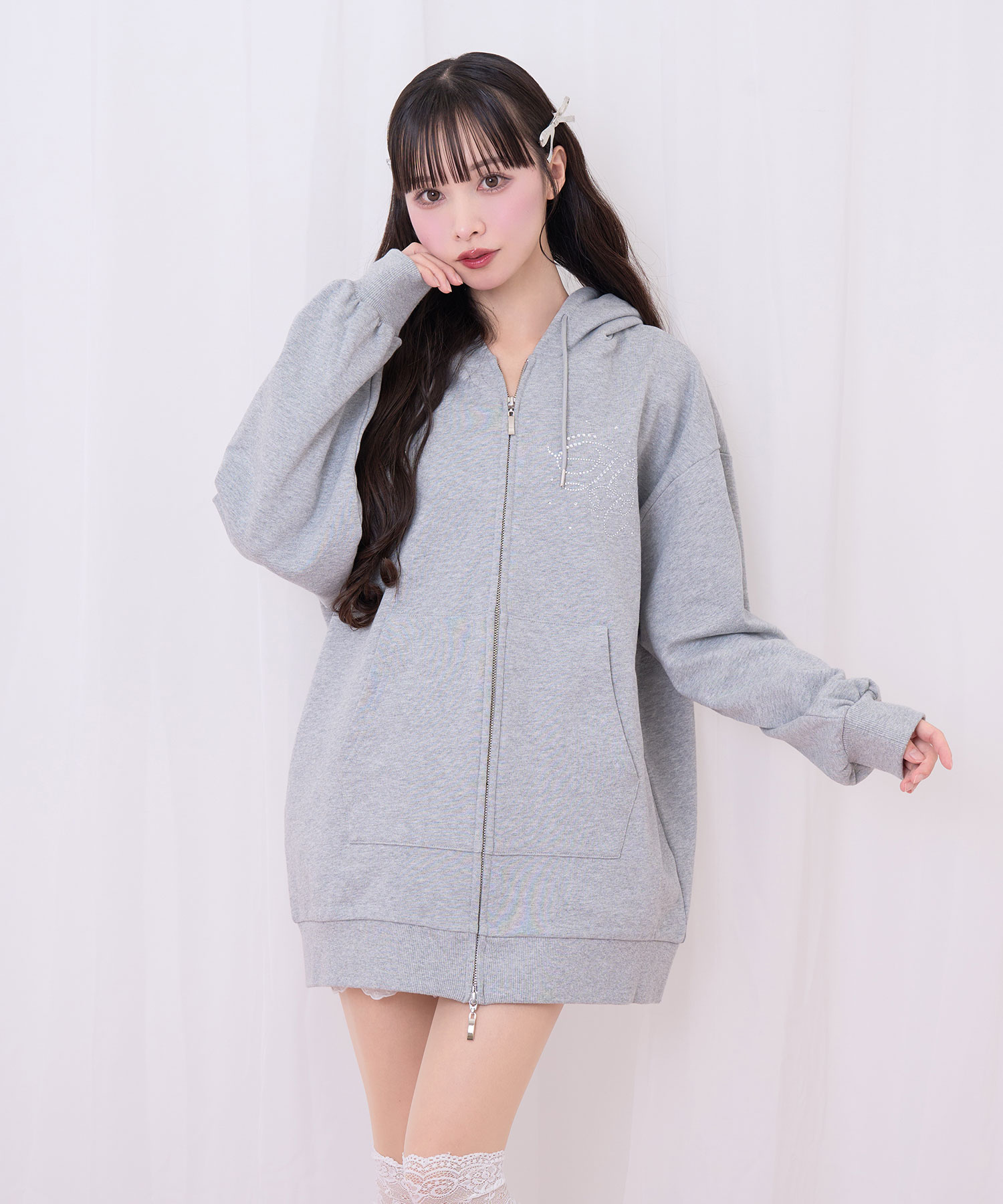 羽ビジュージップパーカー