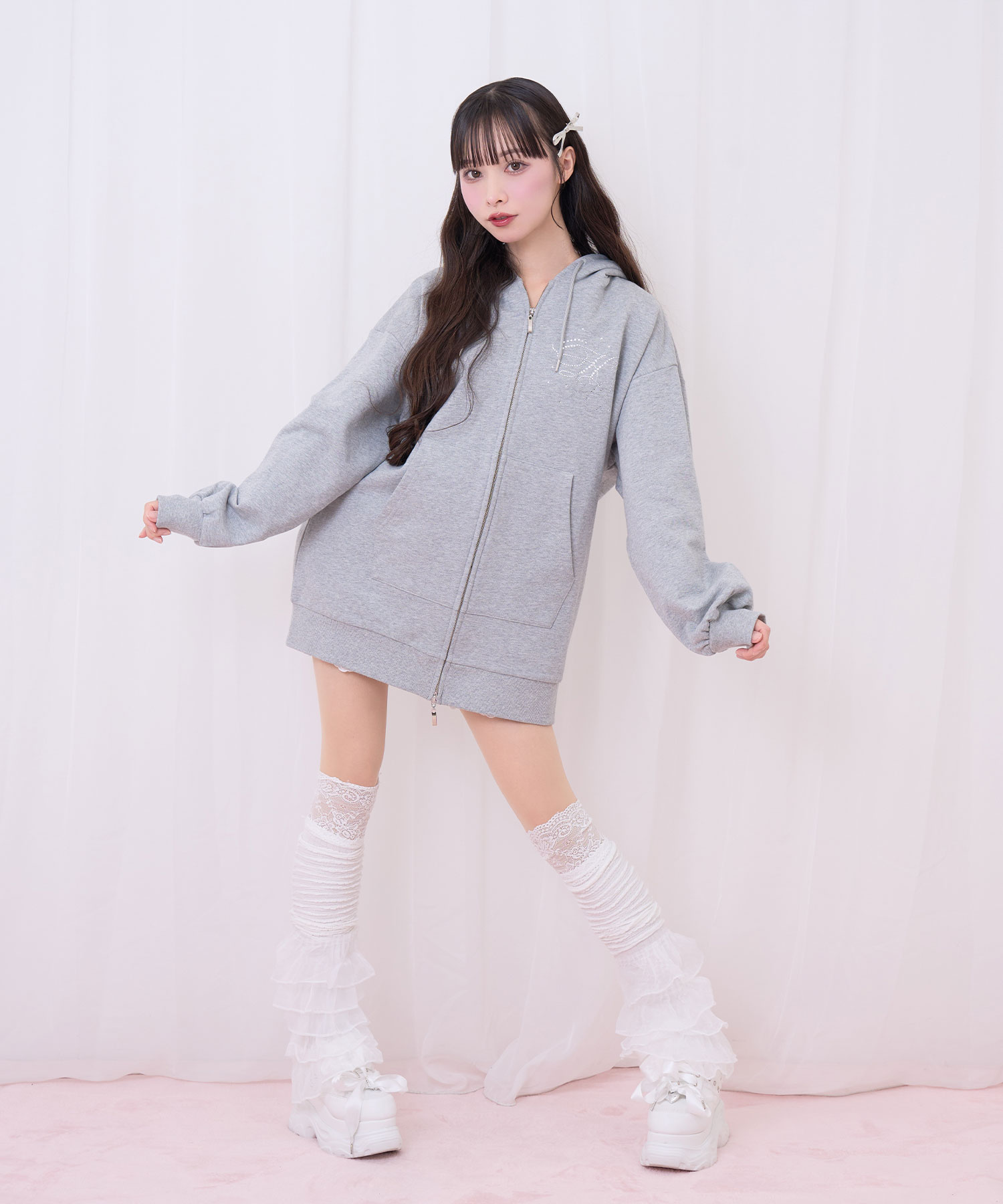 羽ビジュージップパーカー