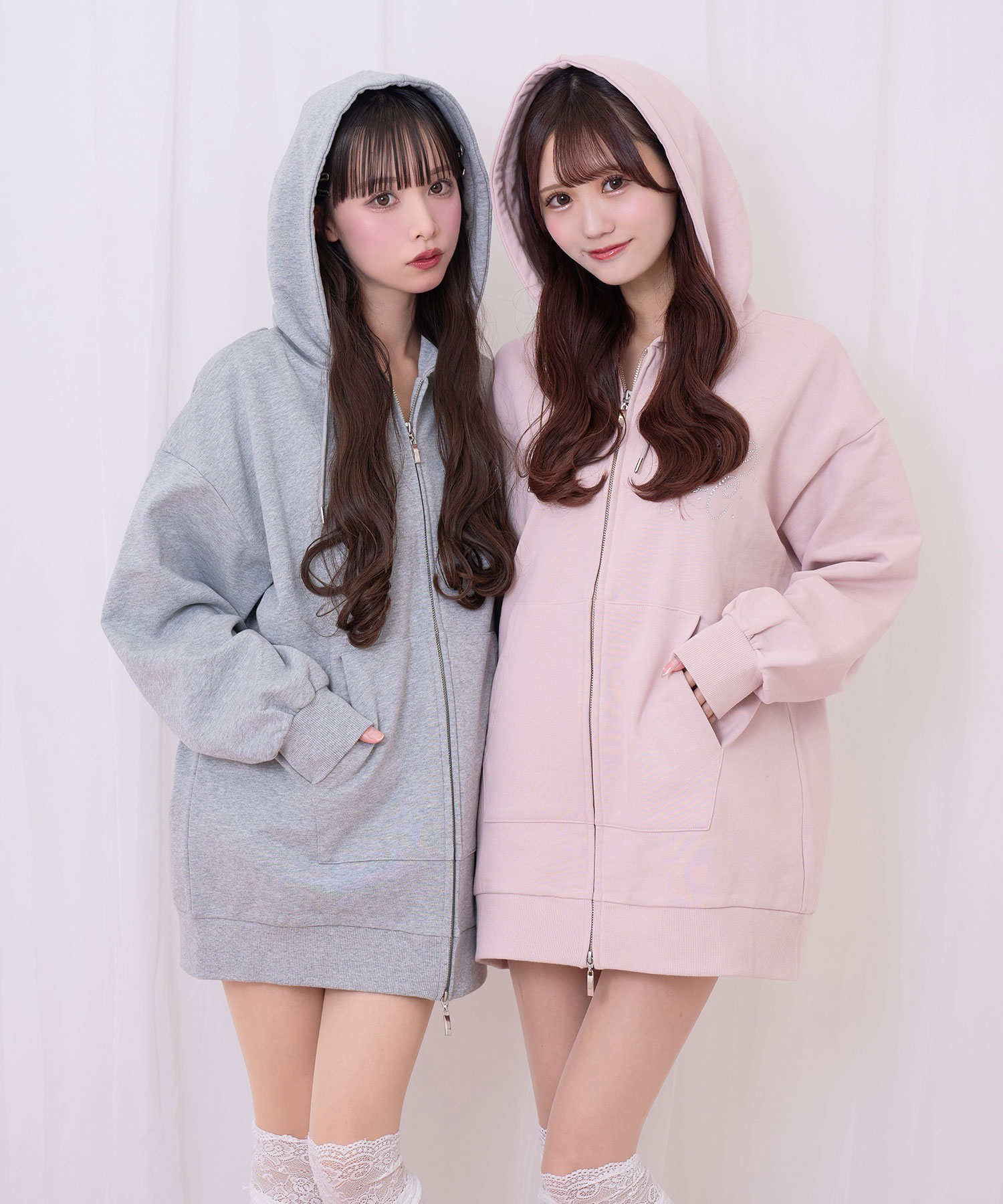 羽ビジュージップパーカー