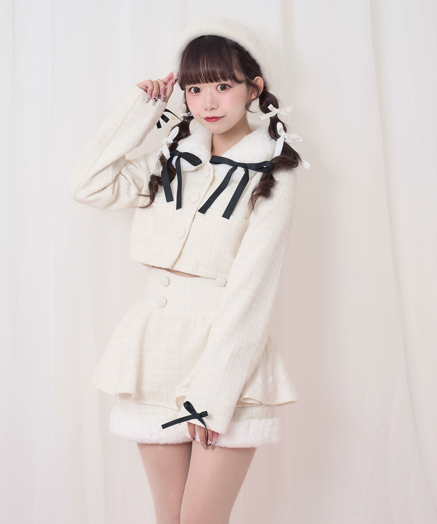 裾ファーツイードペプラムショートパンツ