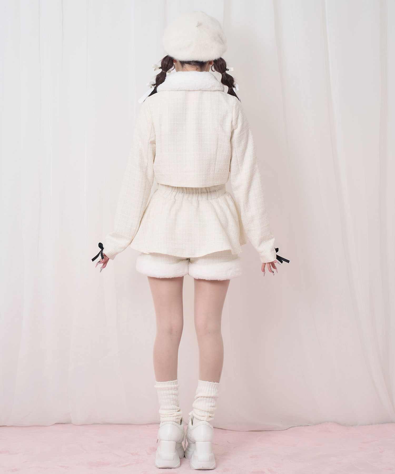 裾ファーツイードペプラムショートパンツ