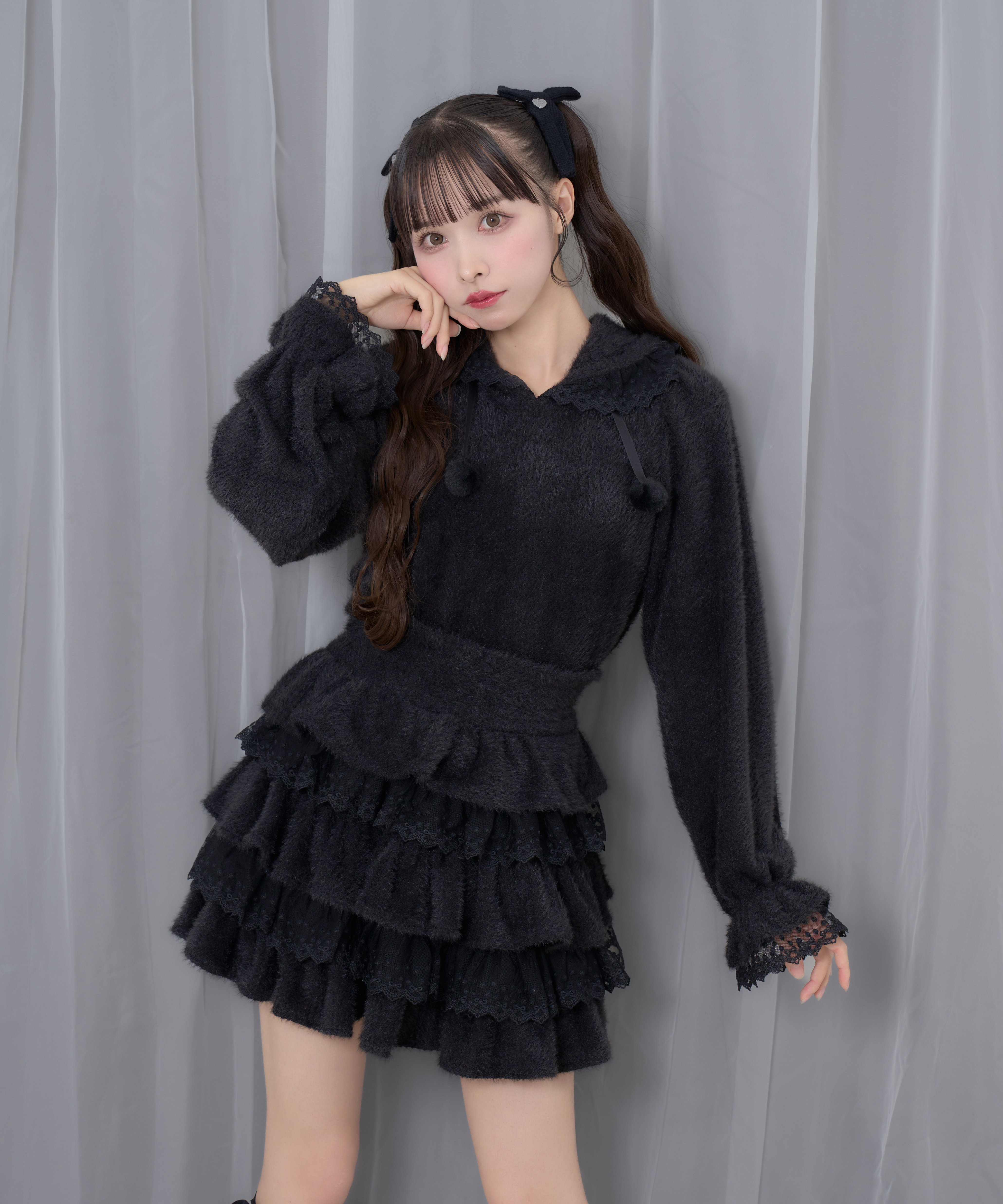 フリルフードトップス