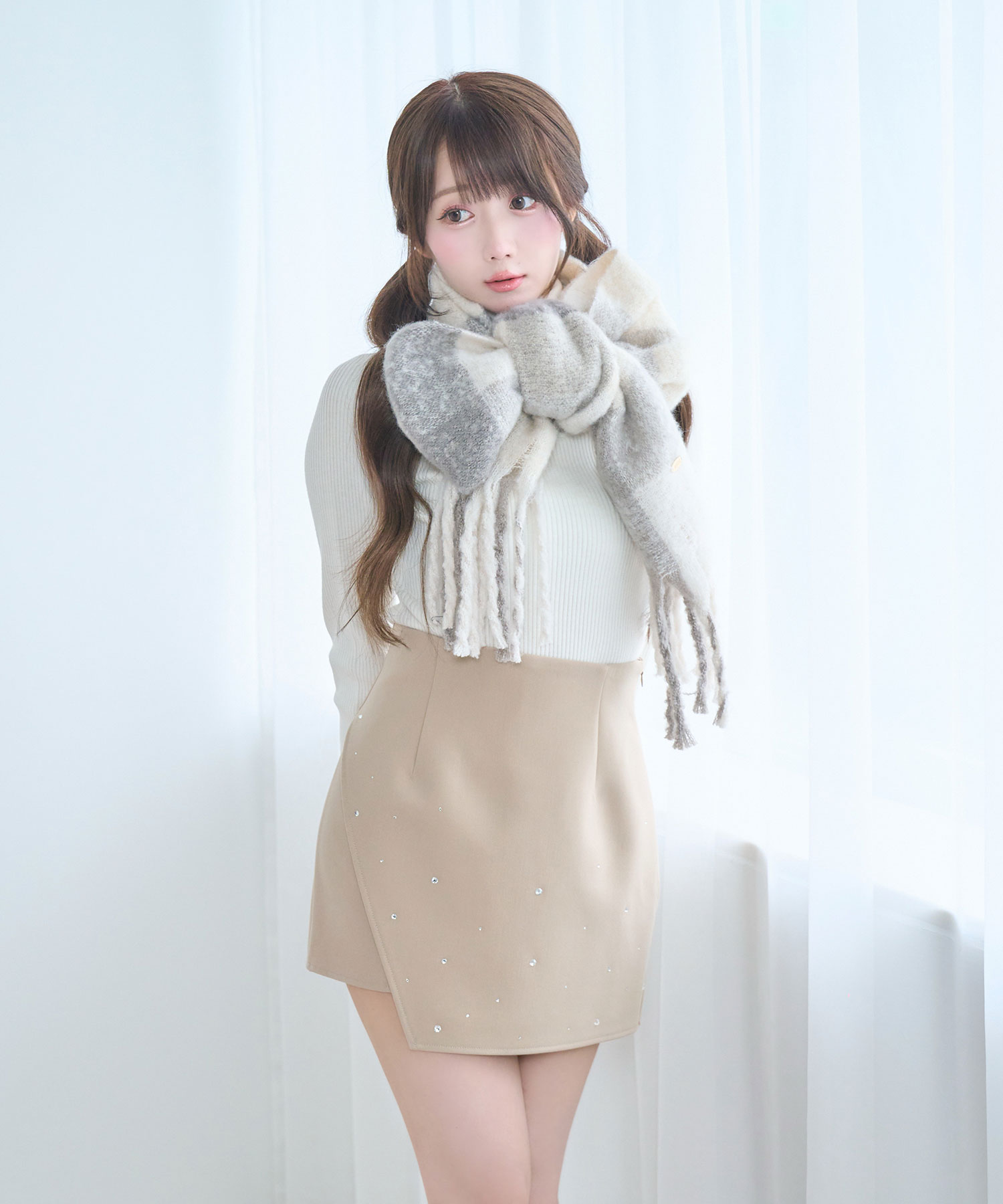 Ros Muse ロゼミューズ fluffy big stole アイボリー Fluffy big stole – BUNNY APARTMENT
