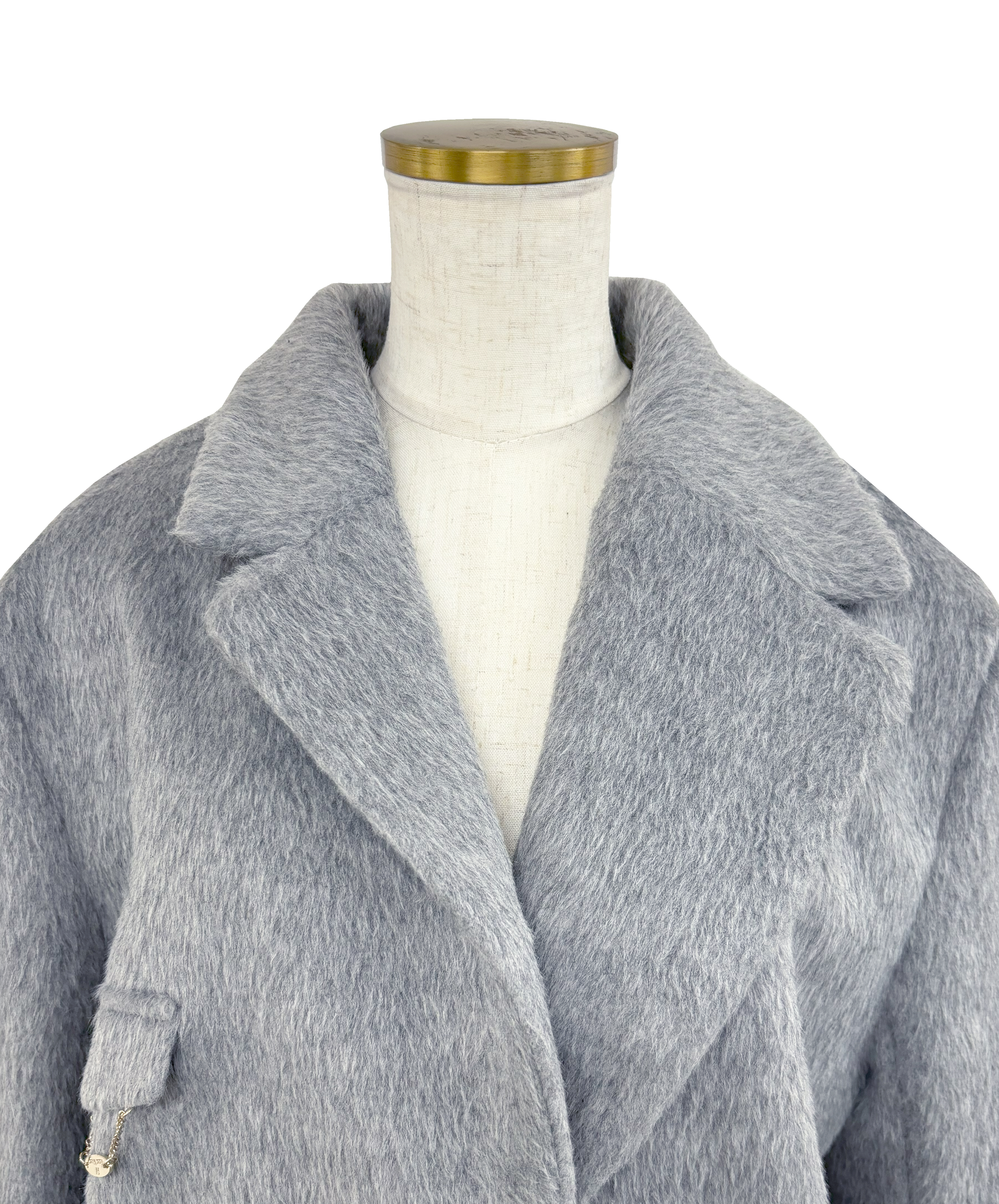 Shaggy oval charm jacket