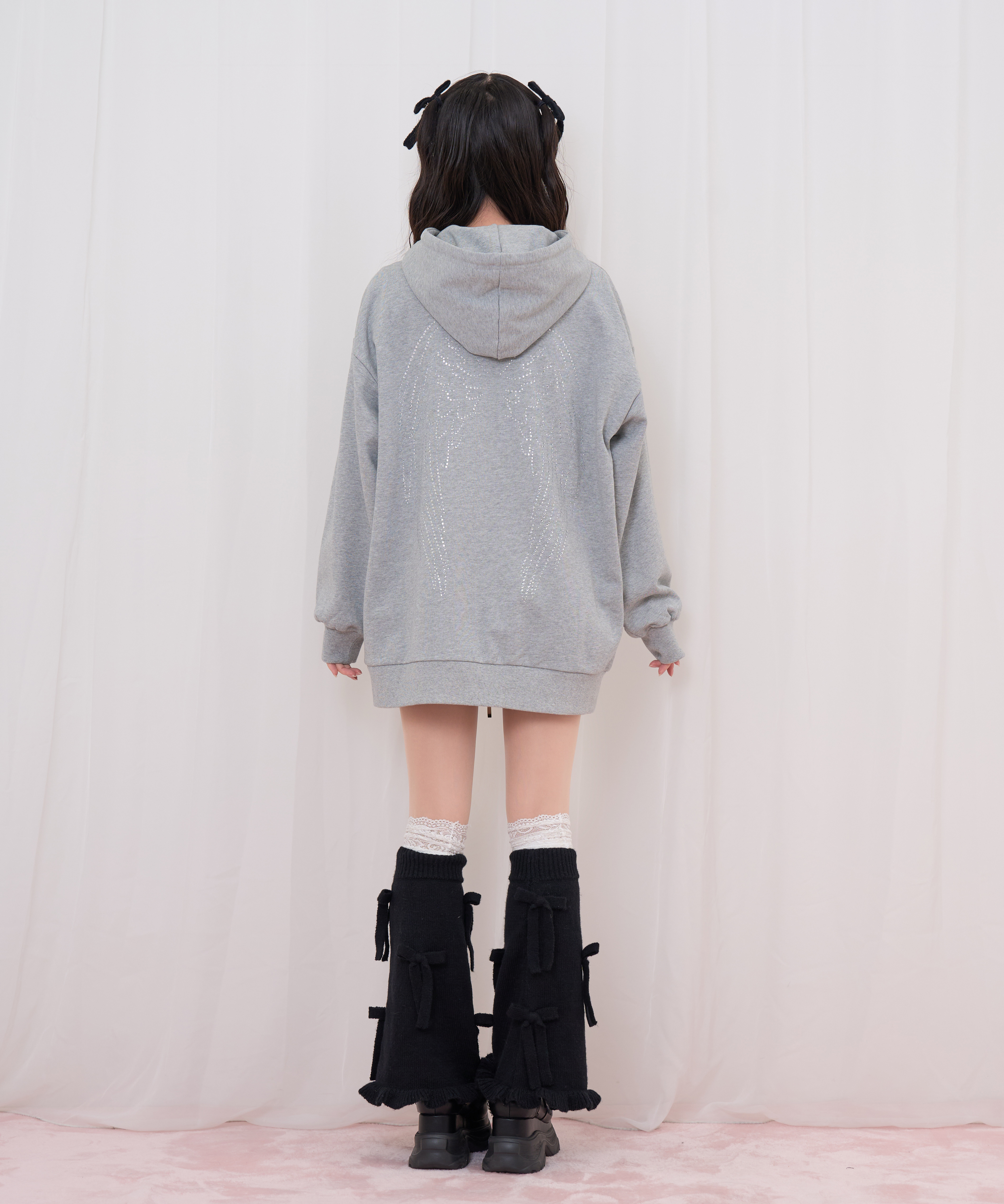 羽ビジュージップパーカー