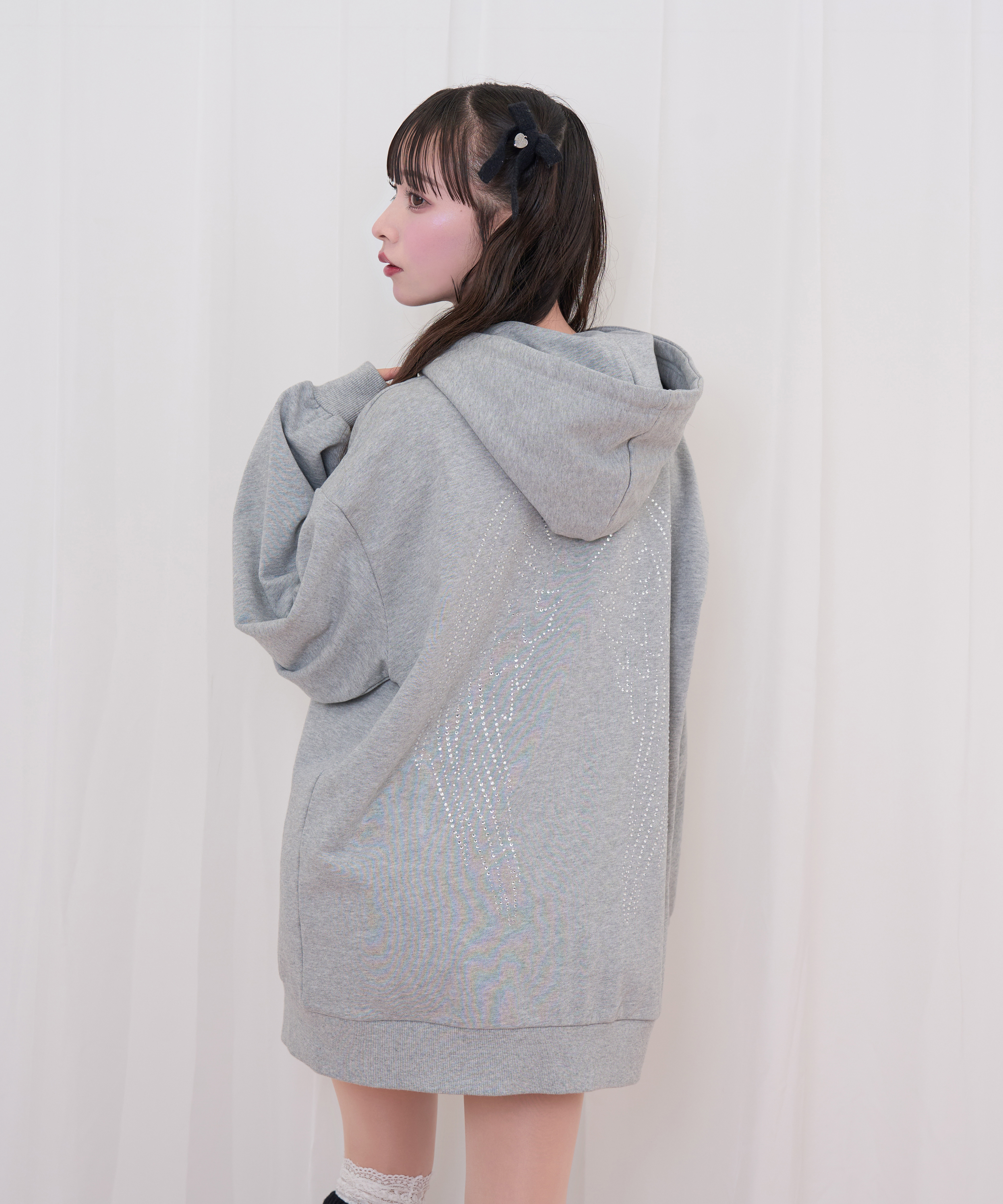 羽ビジュージップパーカー