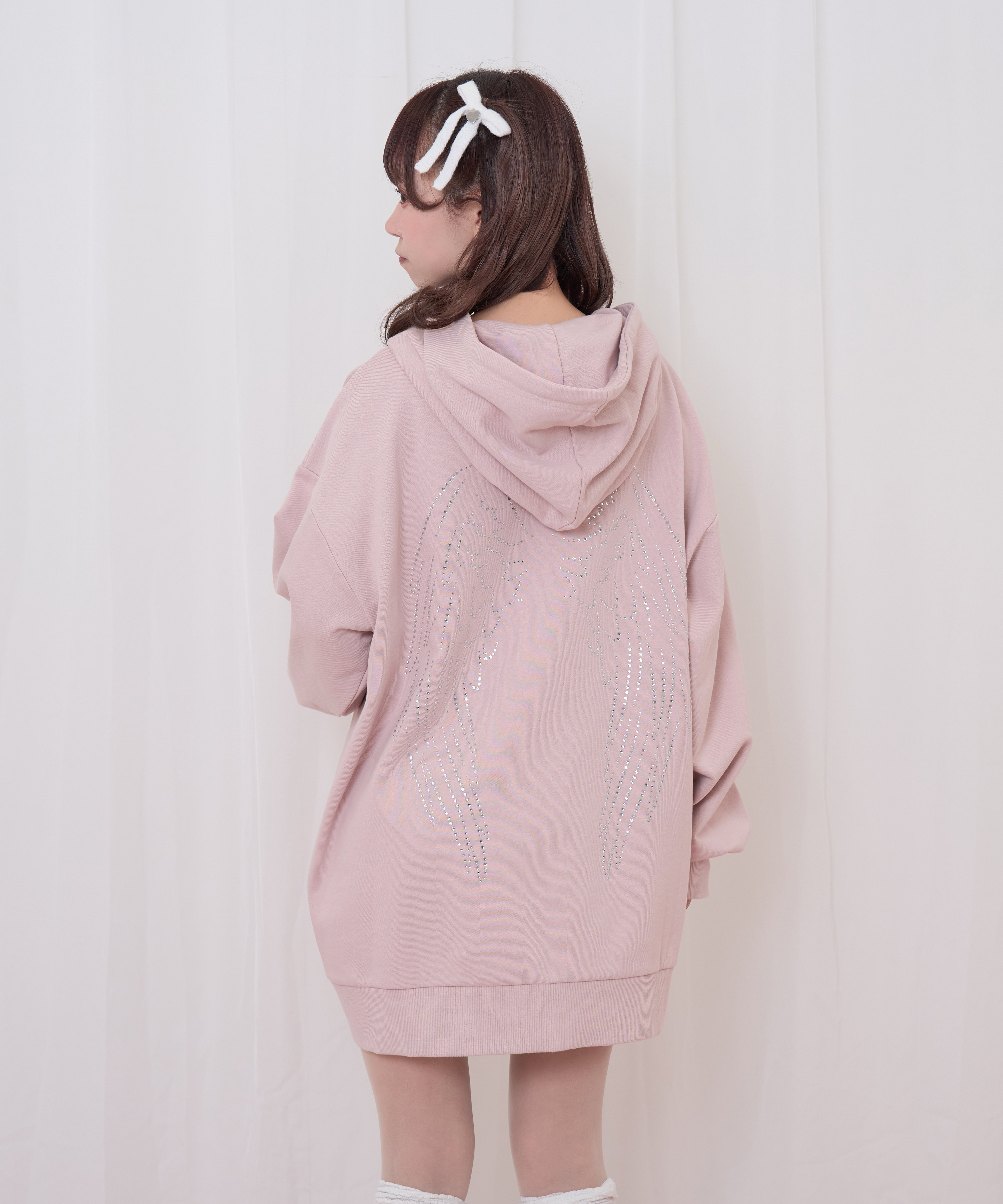 羽ビジュージップパーカー