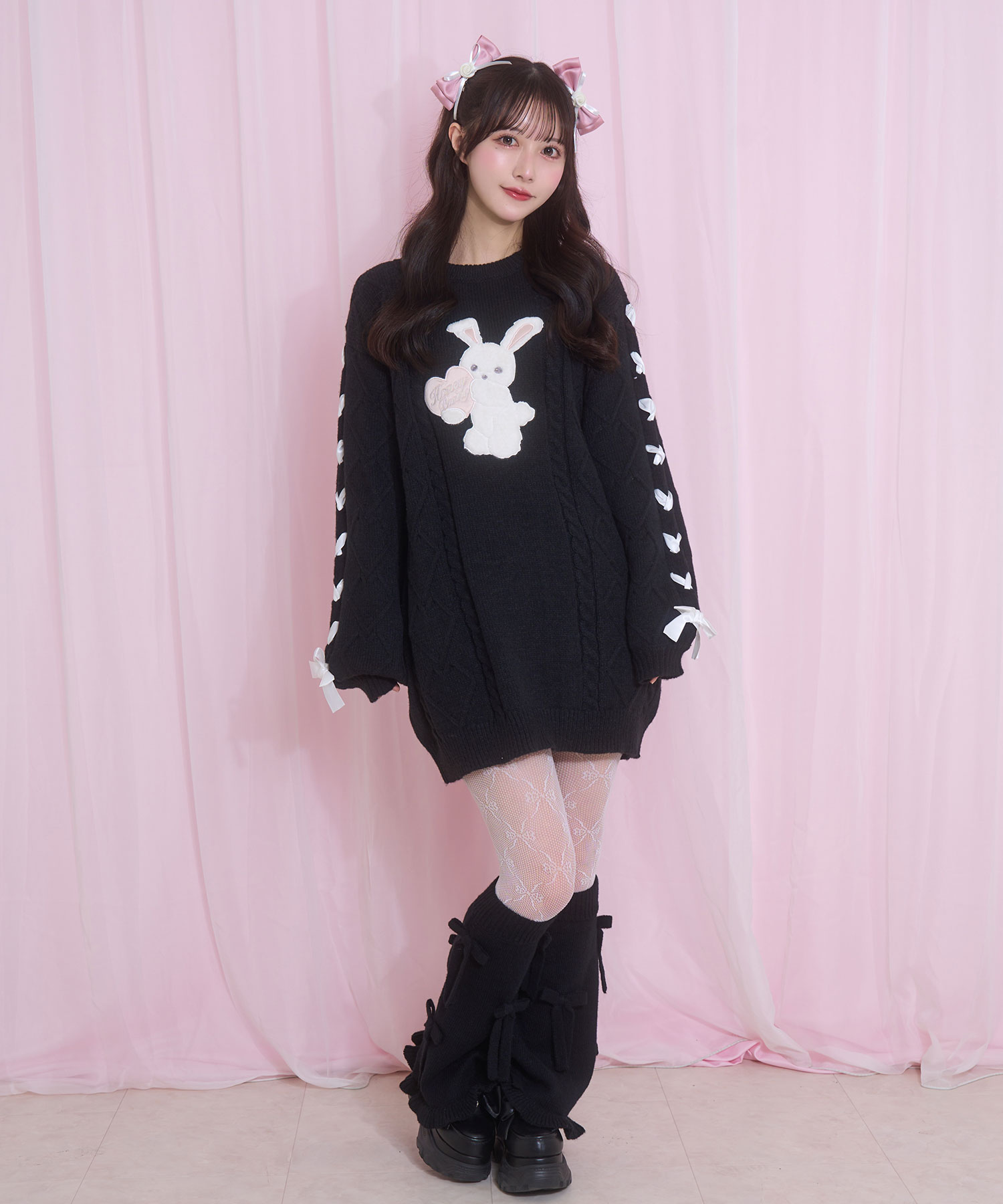 ハニーアップリケニットワンピース