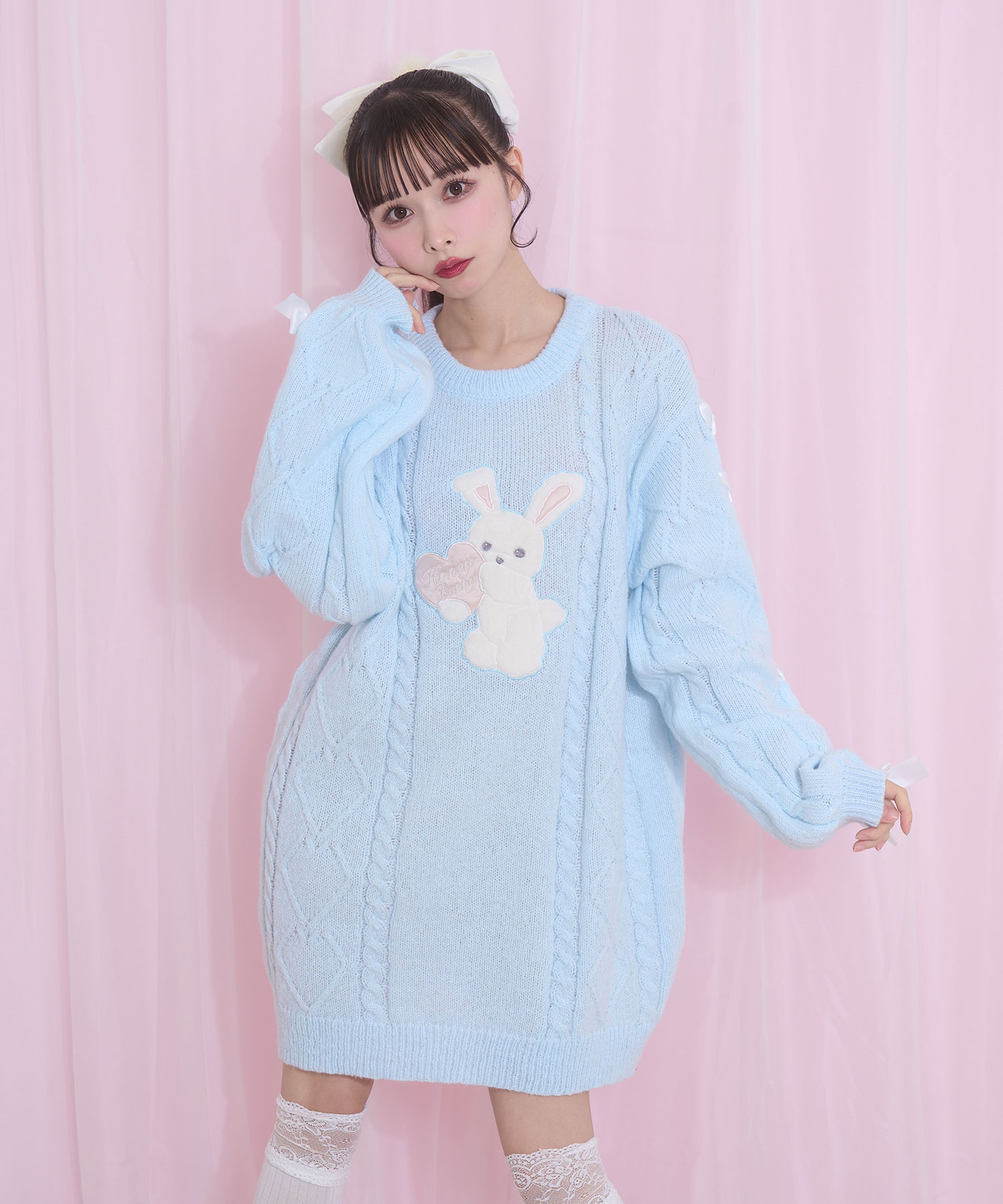 ハニーアップリケニットワンピース