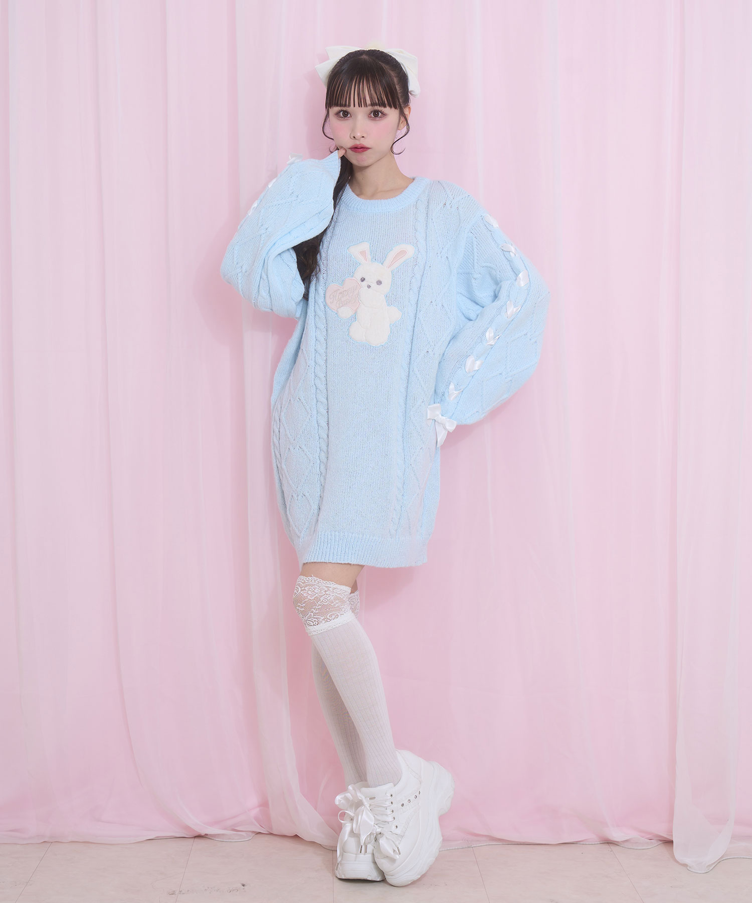 ハニーアップリケニットワンピース