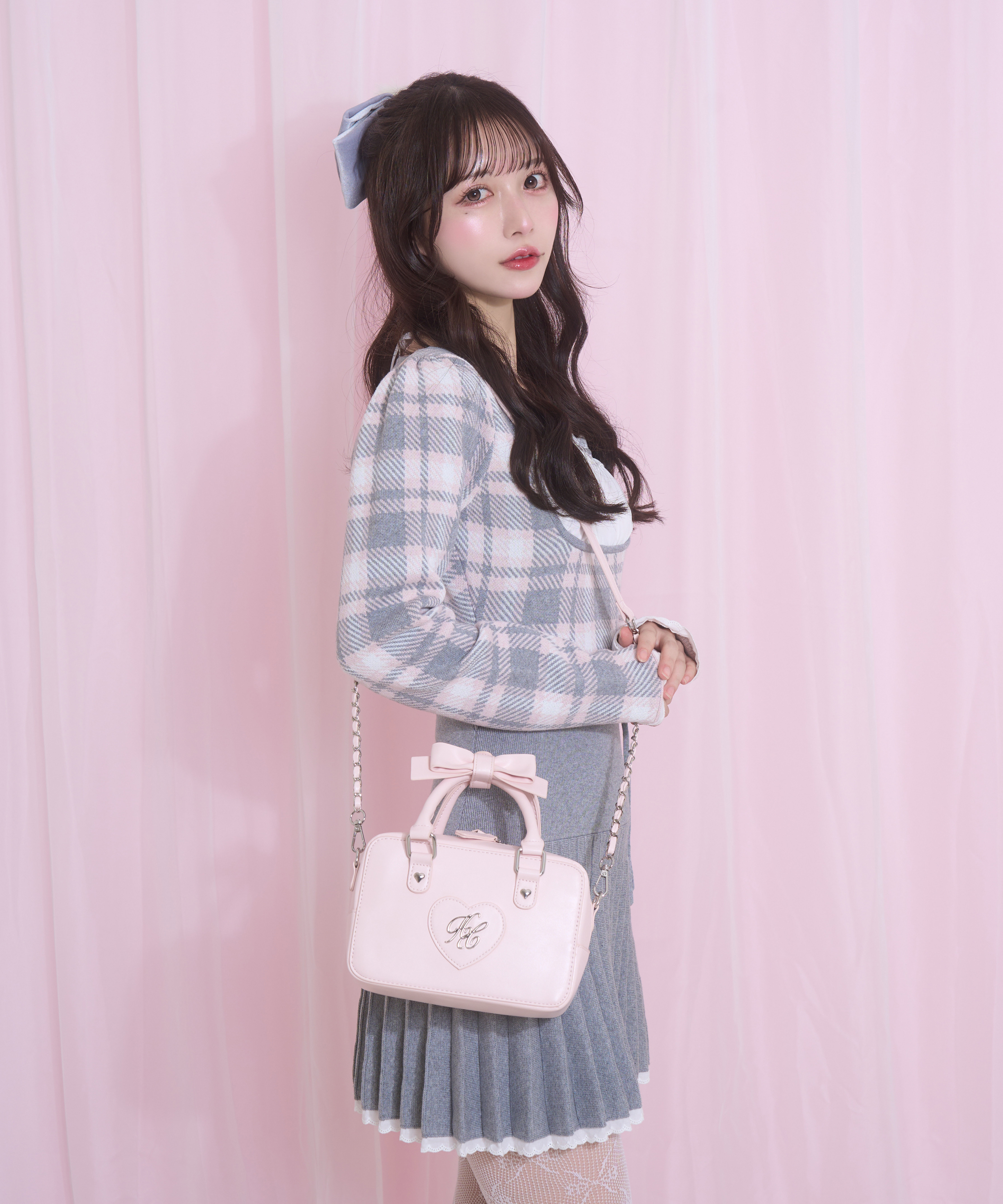 ハンドルリボンハートロゴバッグ