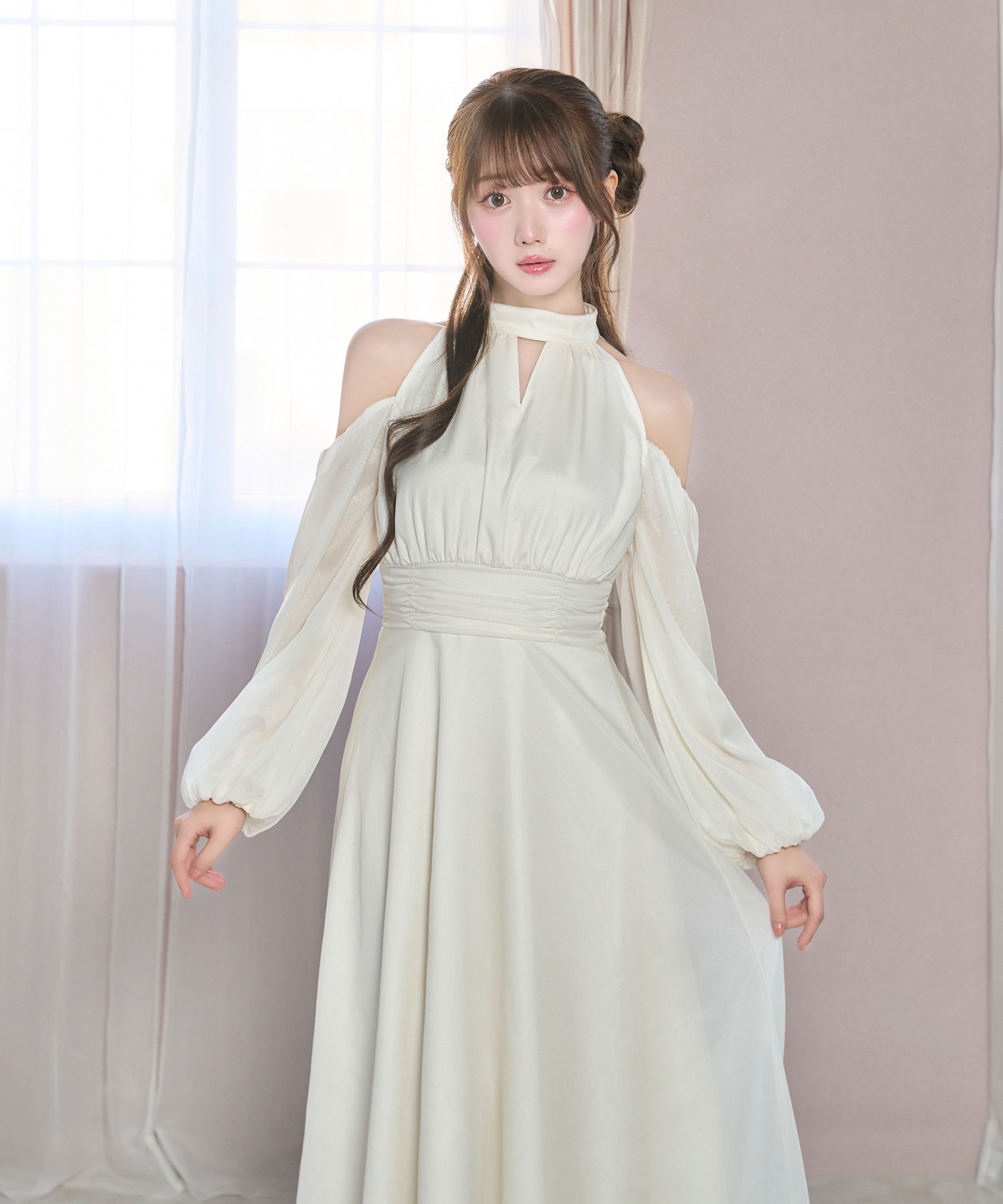 Open shoulder chiffon dress