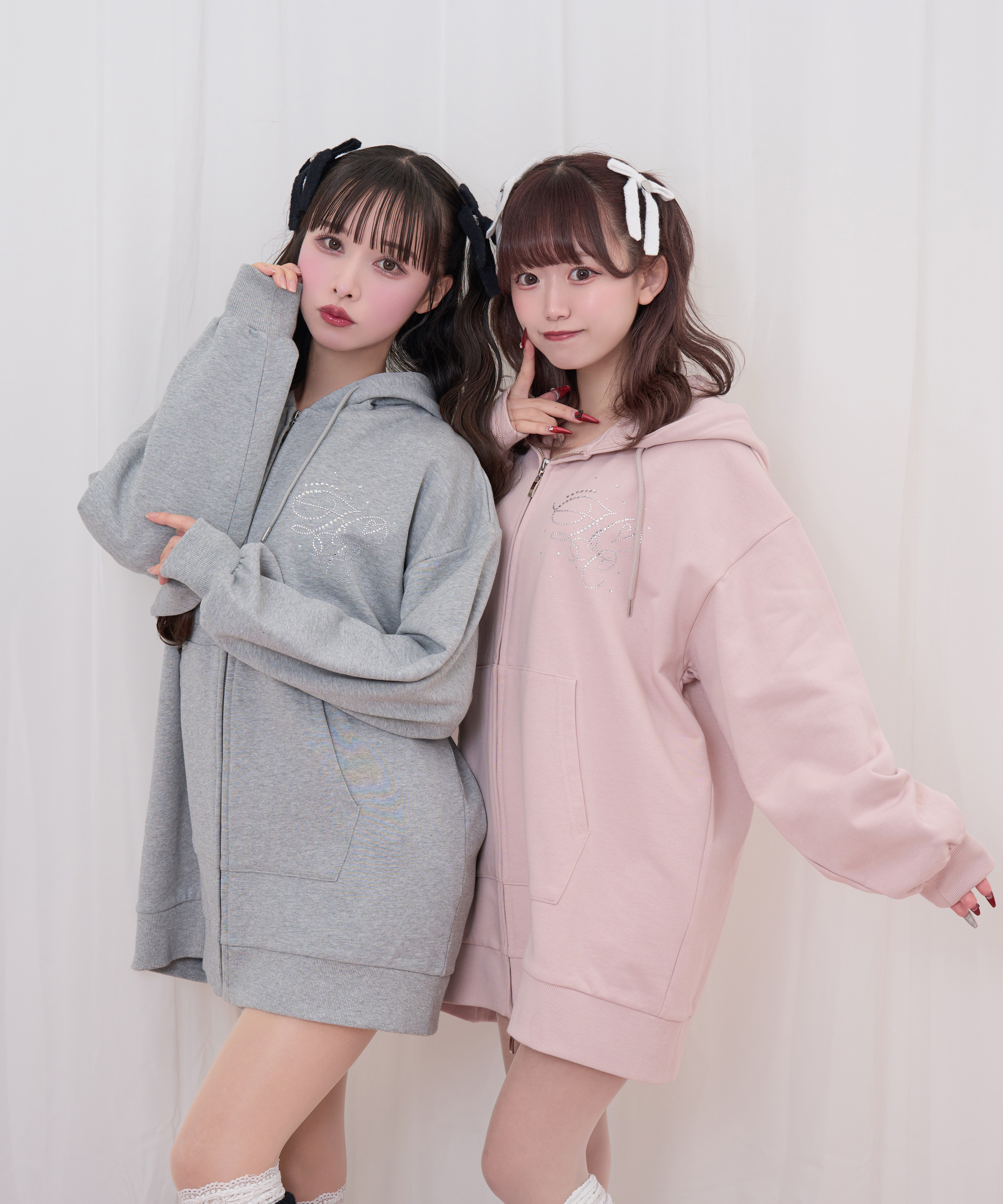 ビジュー付きピンクフードパーカー 羽ビジュージップパーカー – BUNNY APARTMENT