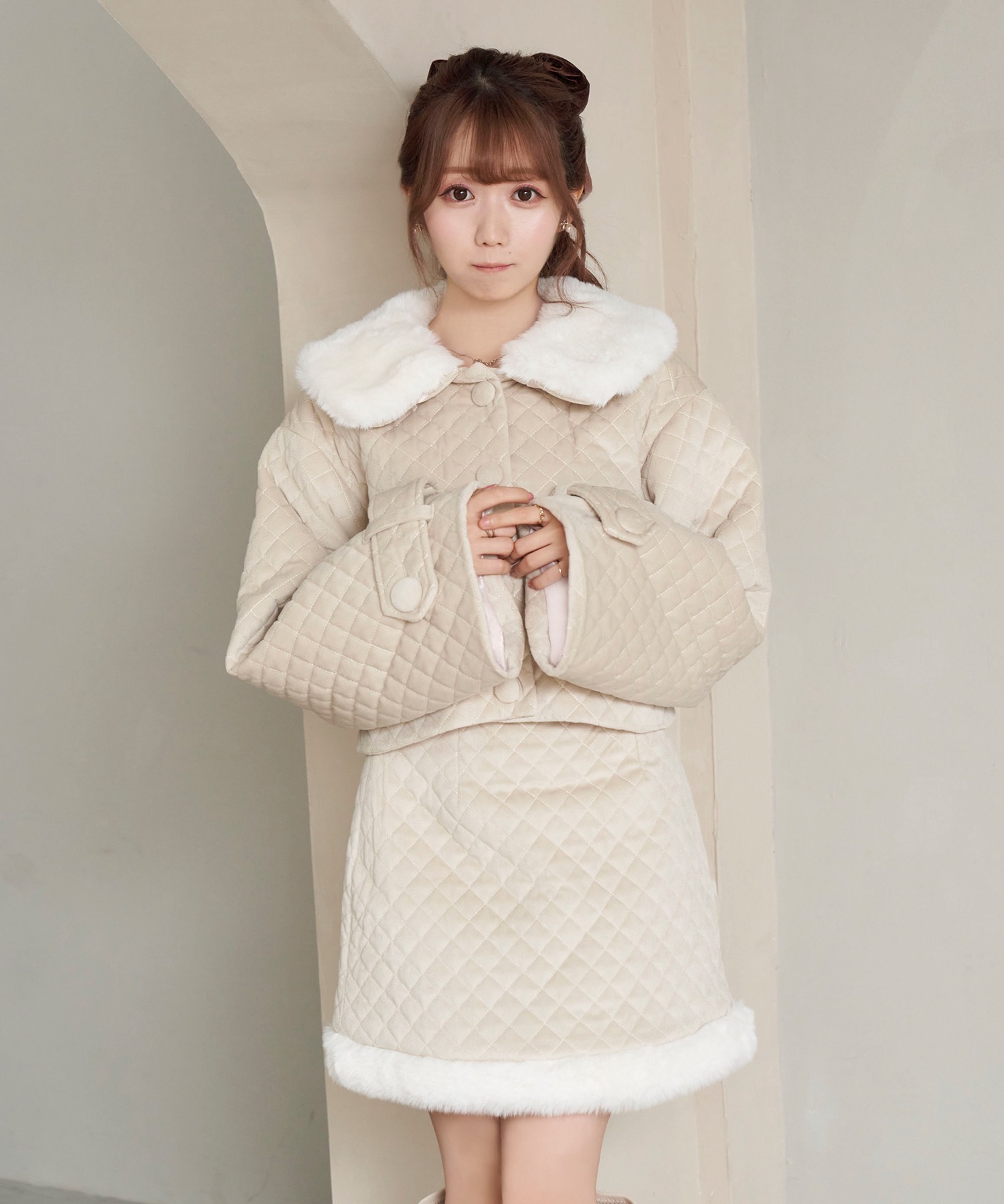 Quilting fake fur collar short JK