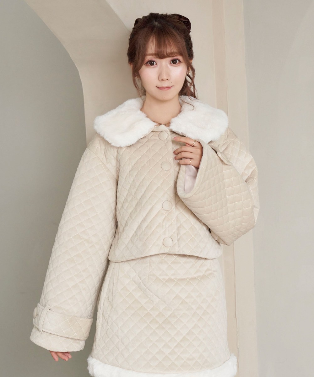 Quilting fake fur collar short JK – BUNNY APARTMENT