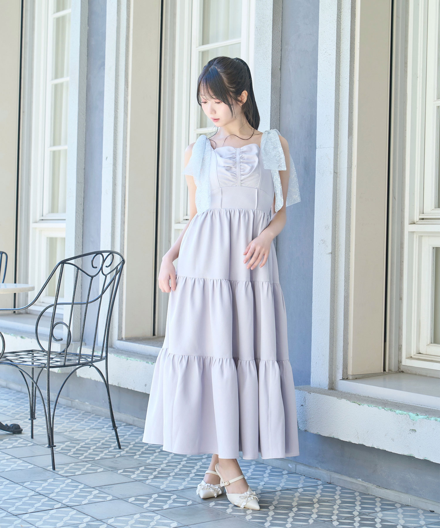 Lace ribbon tiered dress