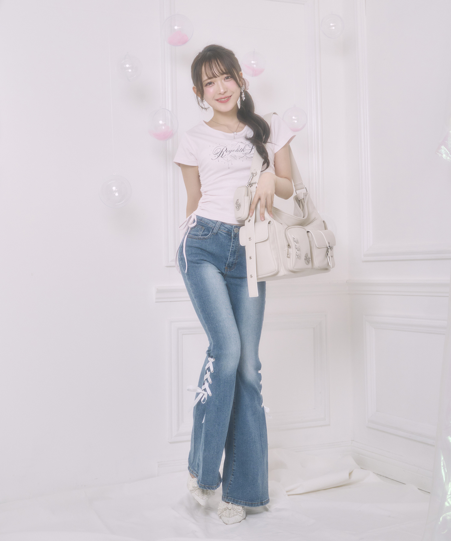 メニーポケットメッセンジャーバッグ / アイボリー