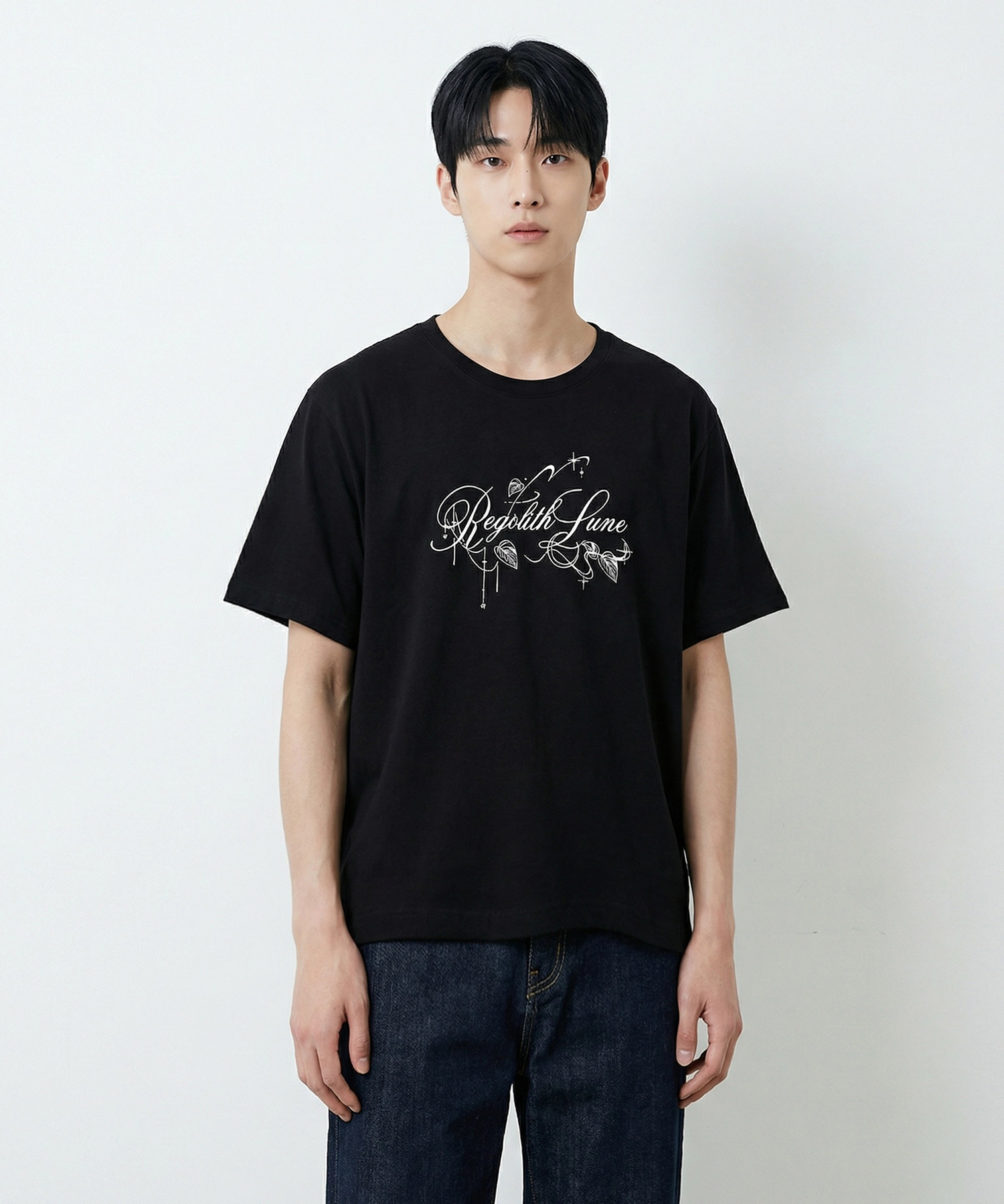 UNISEX Regolith Lune Tシャツ / ブラック