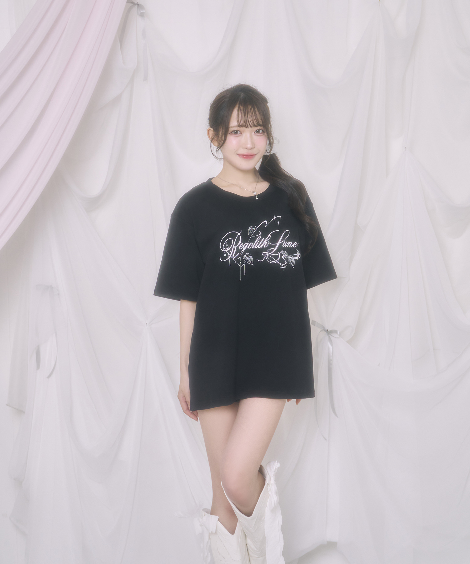 UNISEX Regolith Lune Tシャツ / ブラック