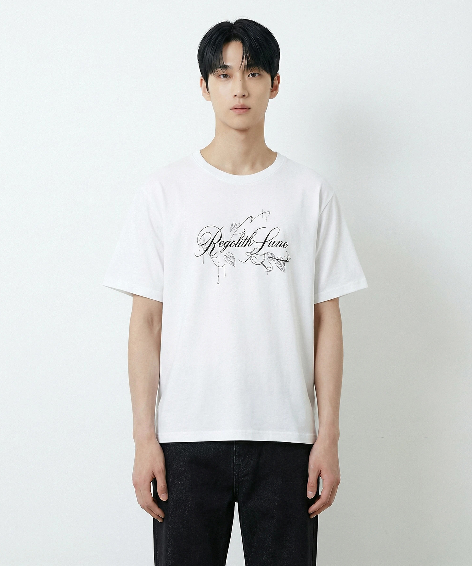 UNISEX Regolith Lune Tシャツ / ホワイト