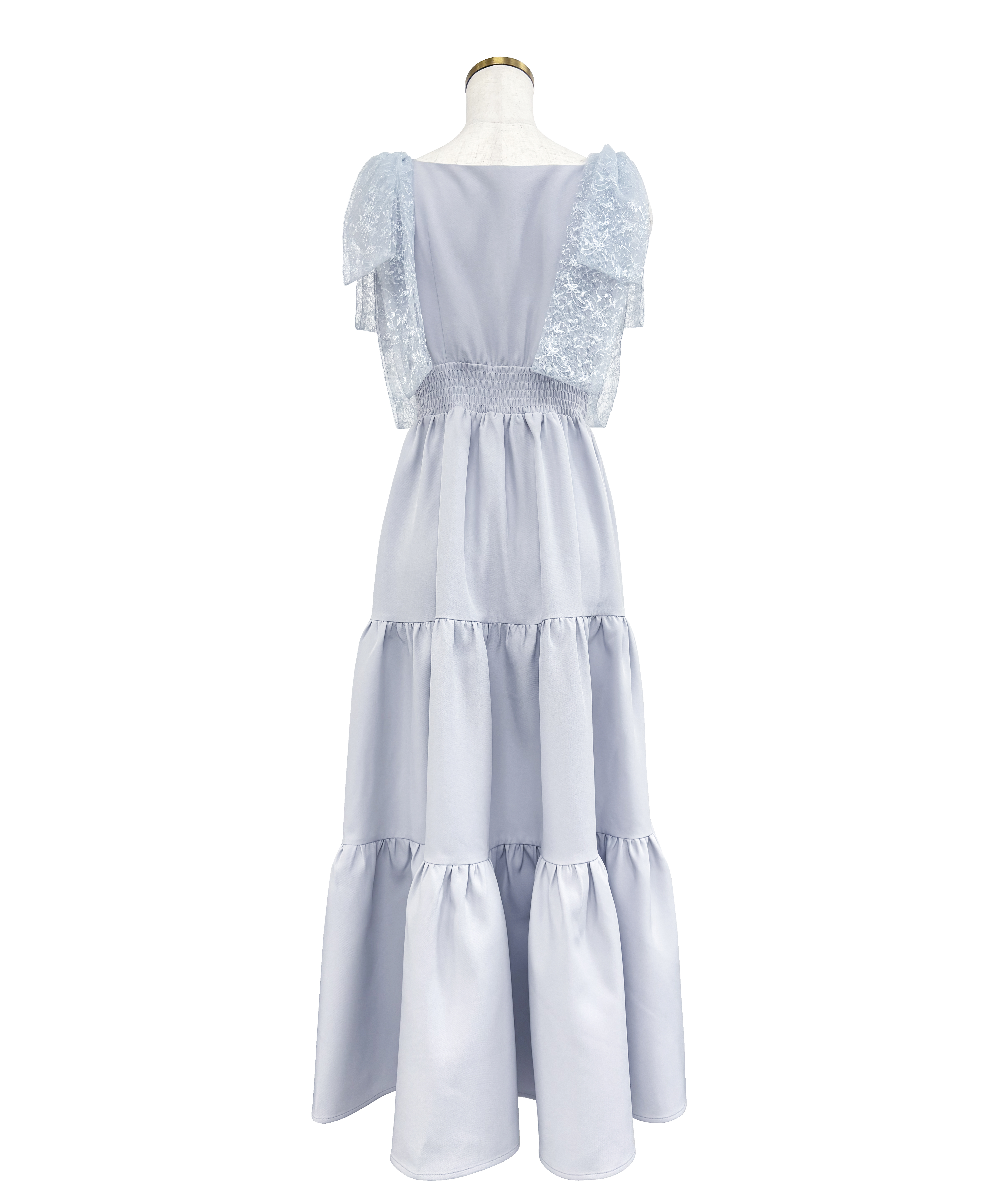 Lace ribbon tiered dress