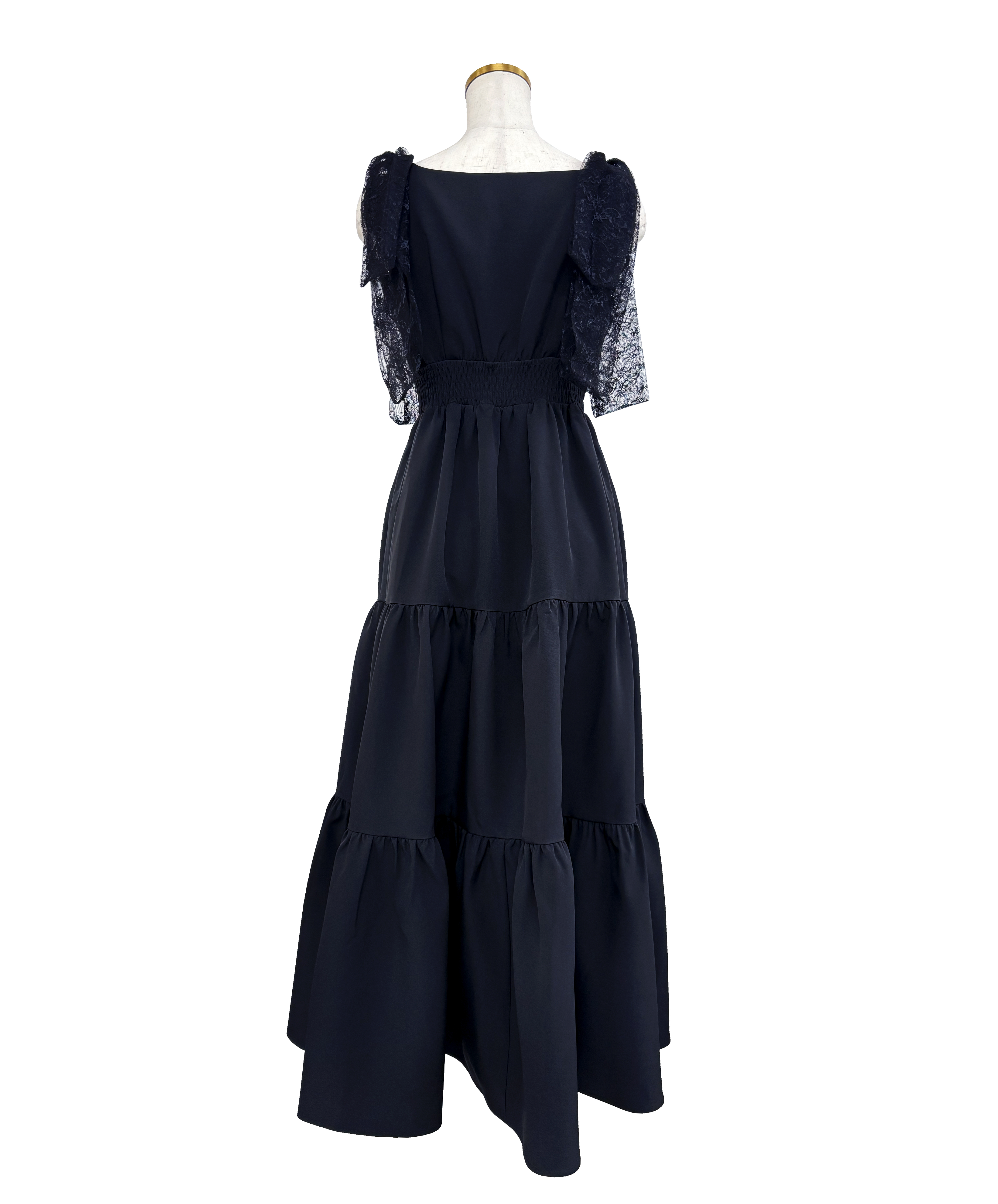 Lace ribbon tiered dress