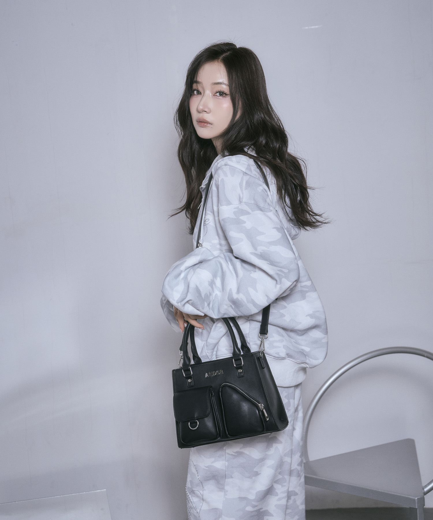 バラエティポケットショルダーバッグ