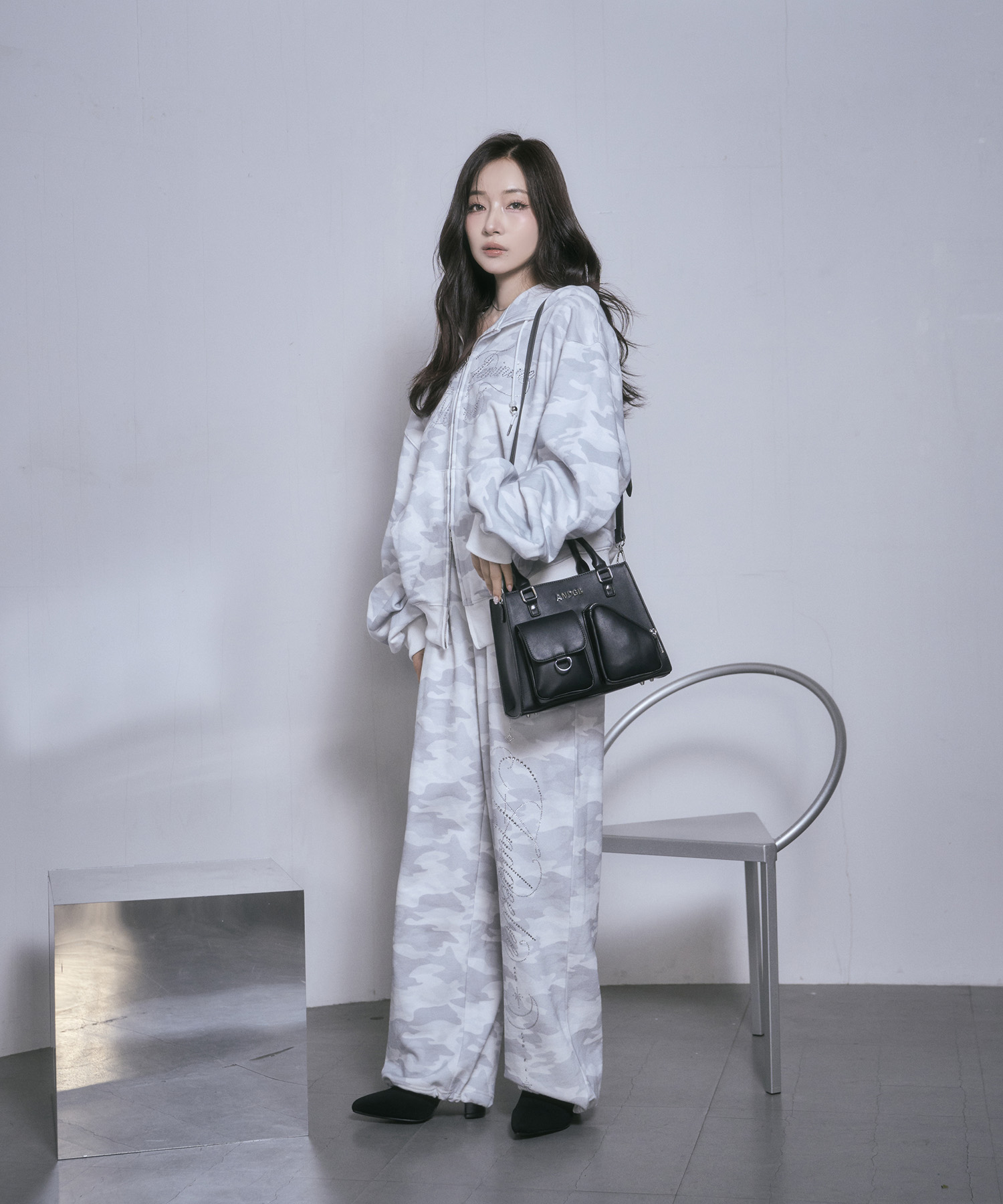 バラエティポケットショルダーバッグ