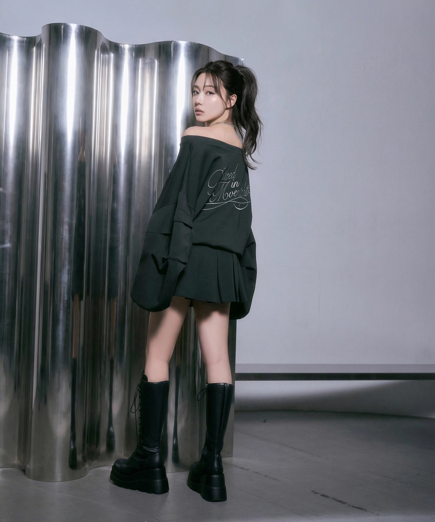 ワンショルジッププルオーバー