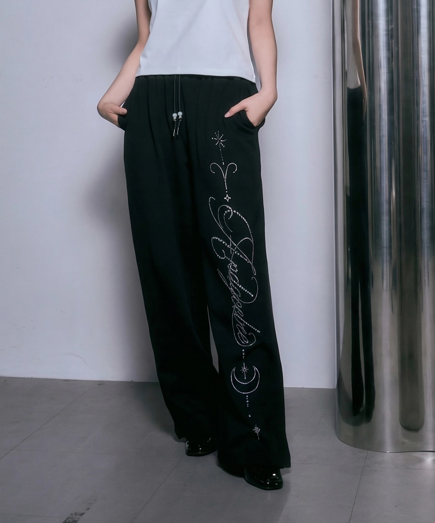 ラインストーンロゴスウェットパンツ