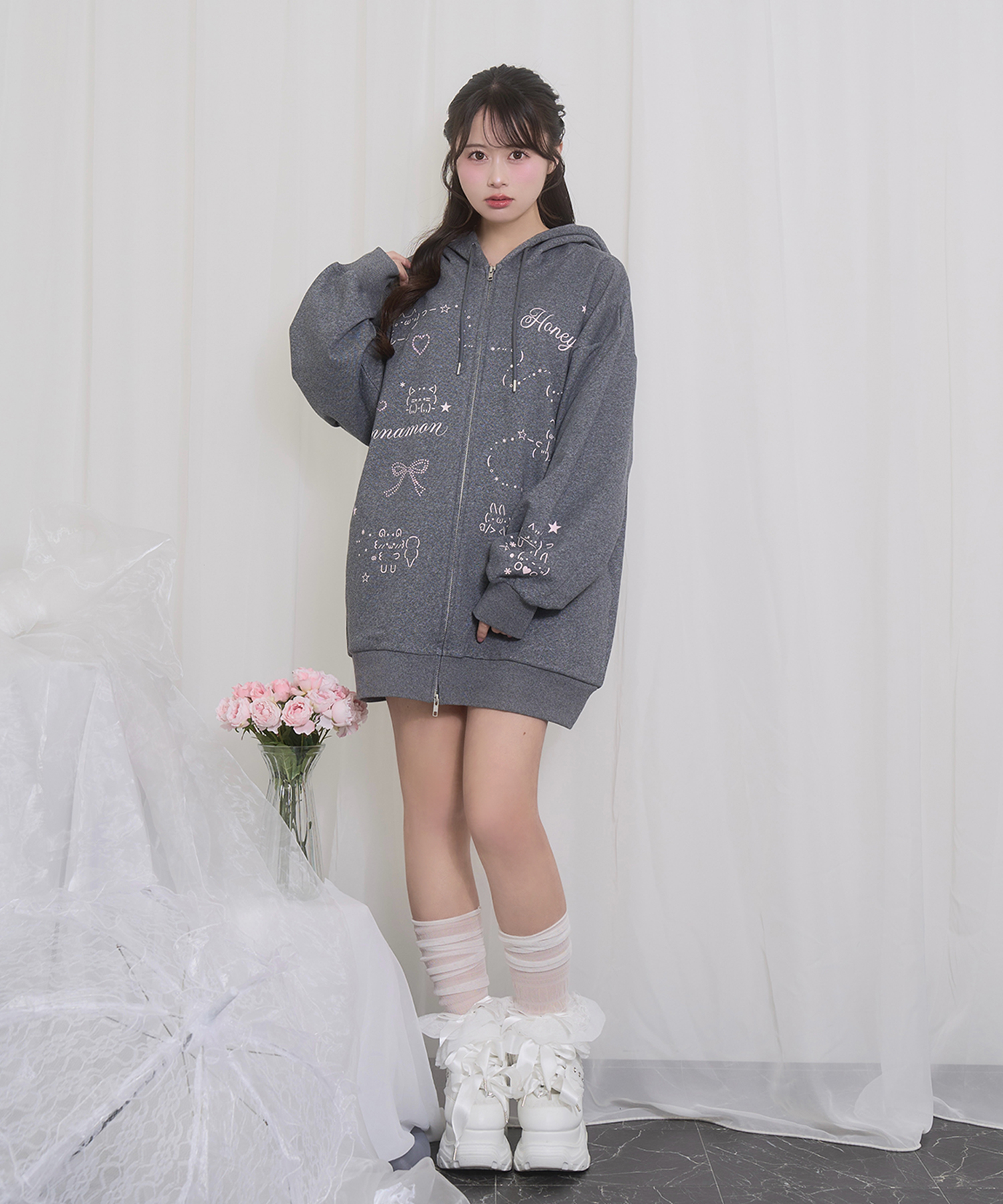 EMOJIジップパーカー