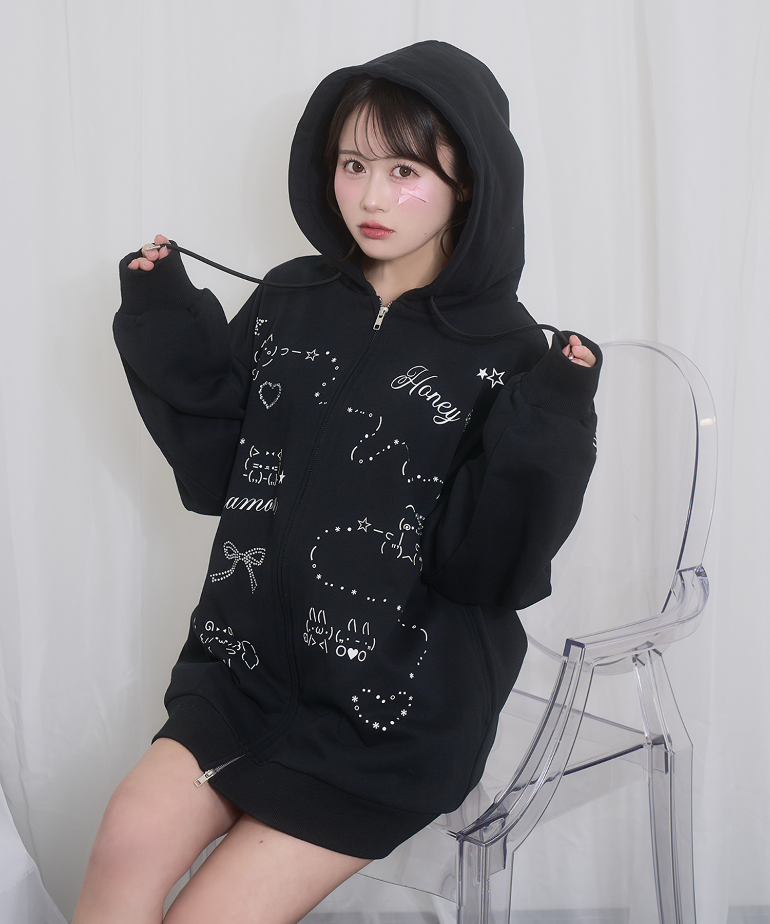 EMOJIジップパーカー