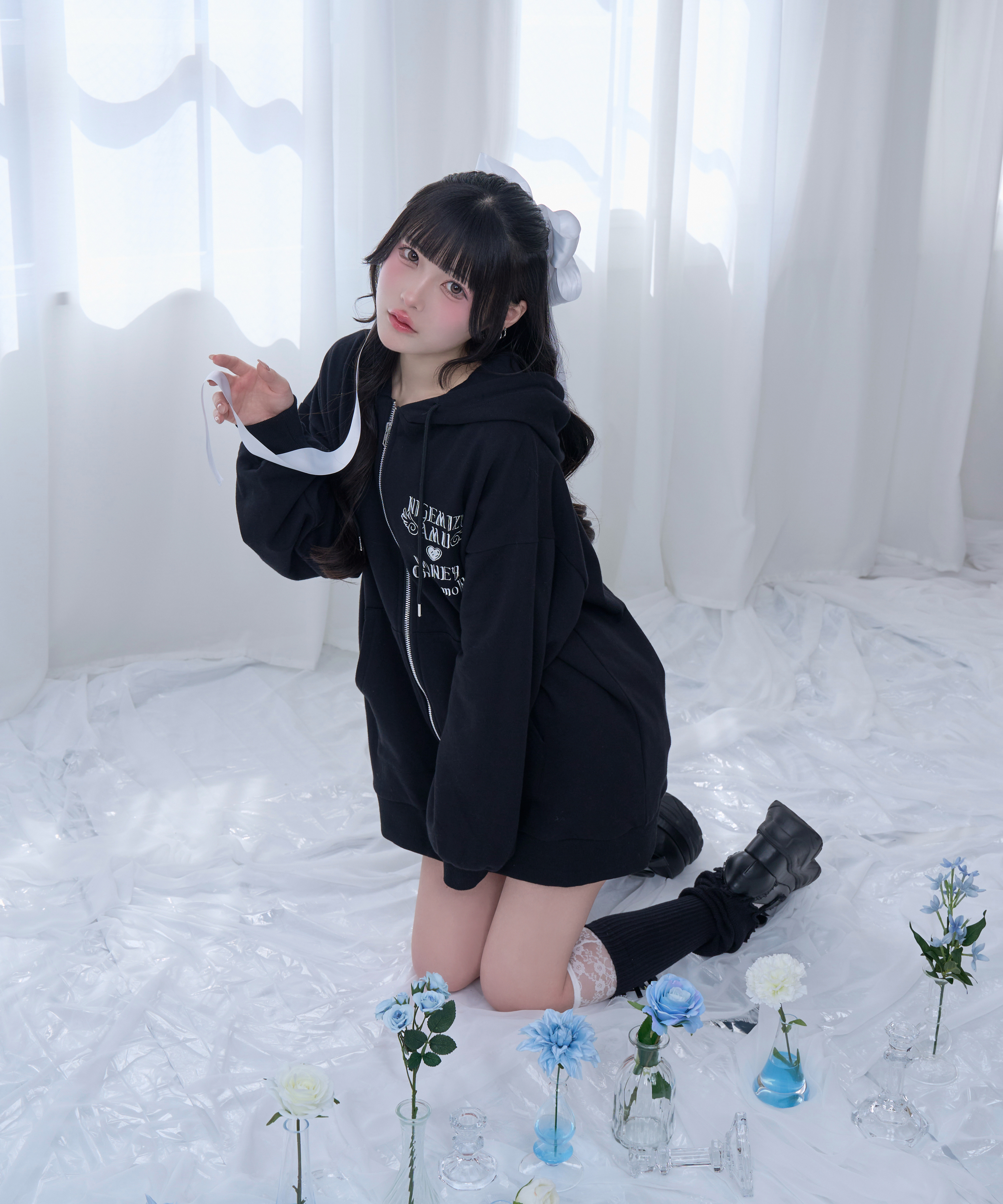 【逃げ水あむcollaboration】バックイラストジップパーカー