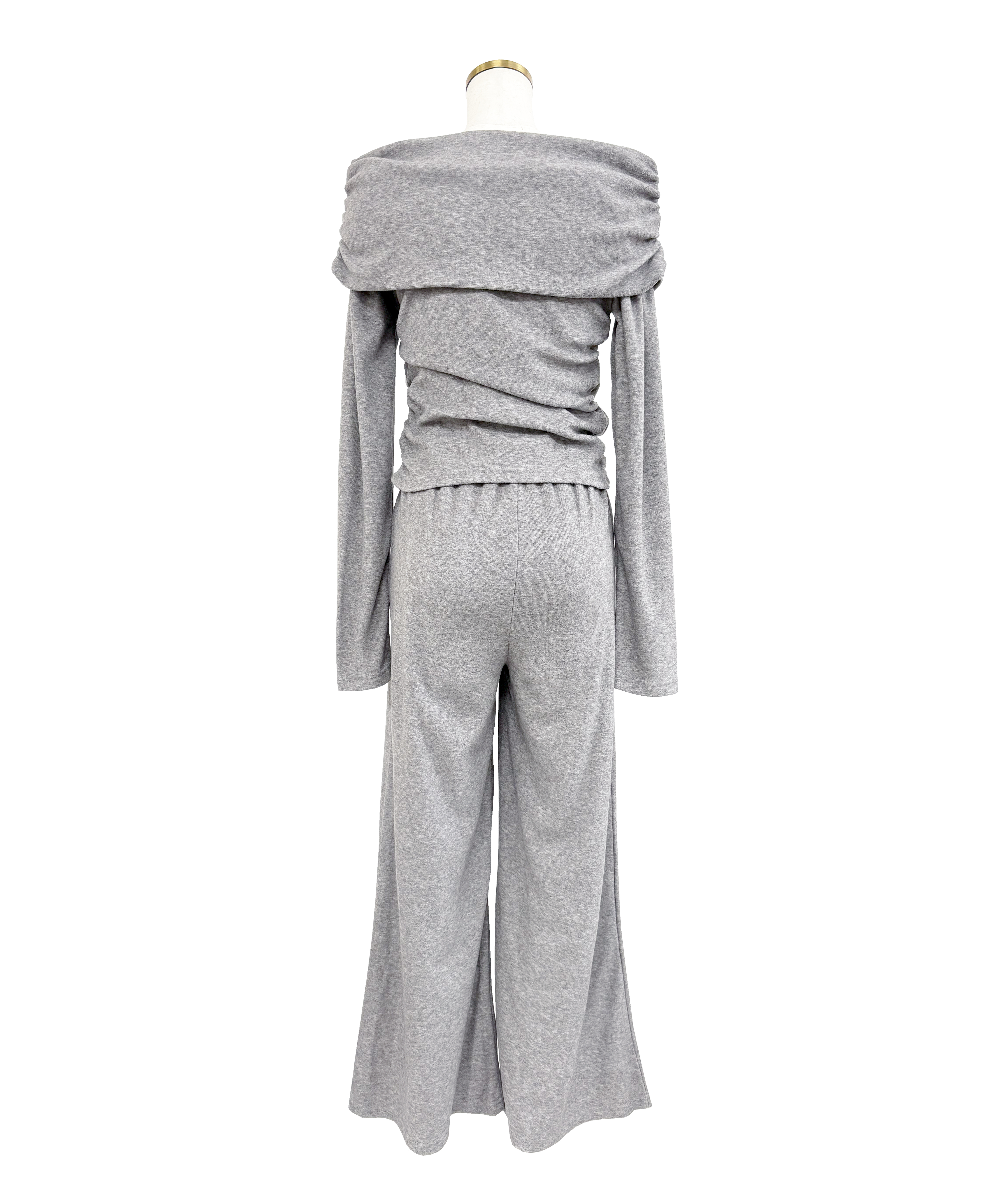 Off shoulder loose set up