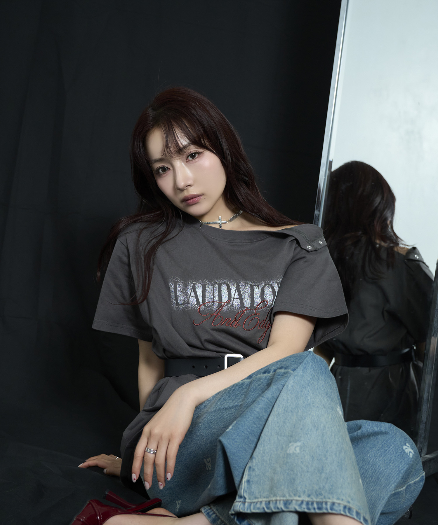 スプレープリントTシャツ