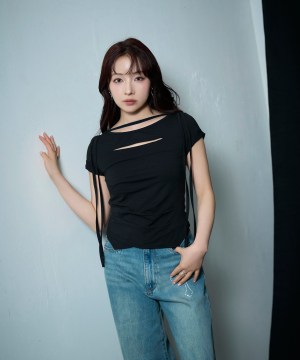 タックデザイントップス