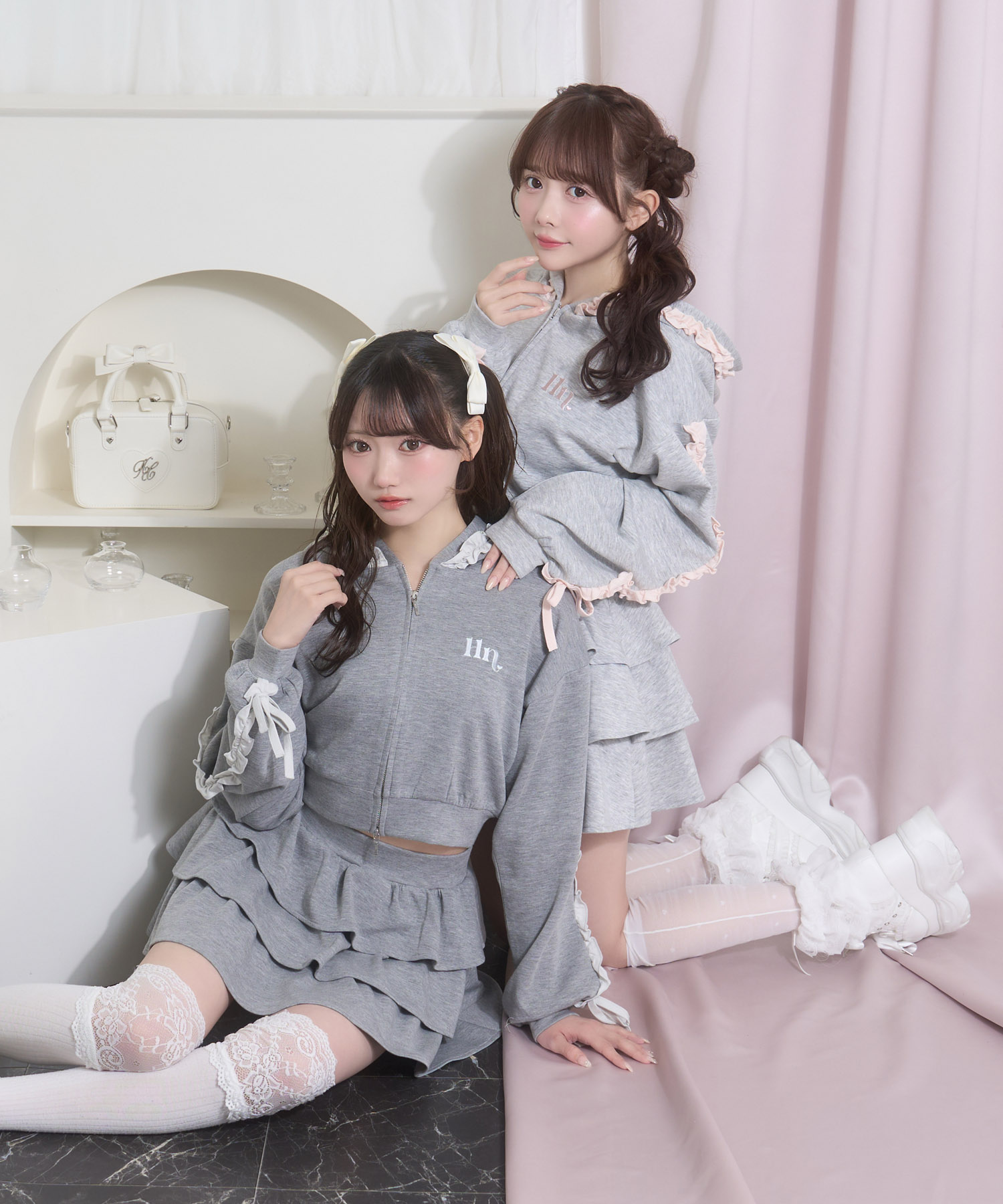 カラーフリルパーカーセットアップ