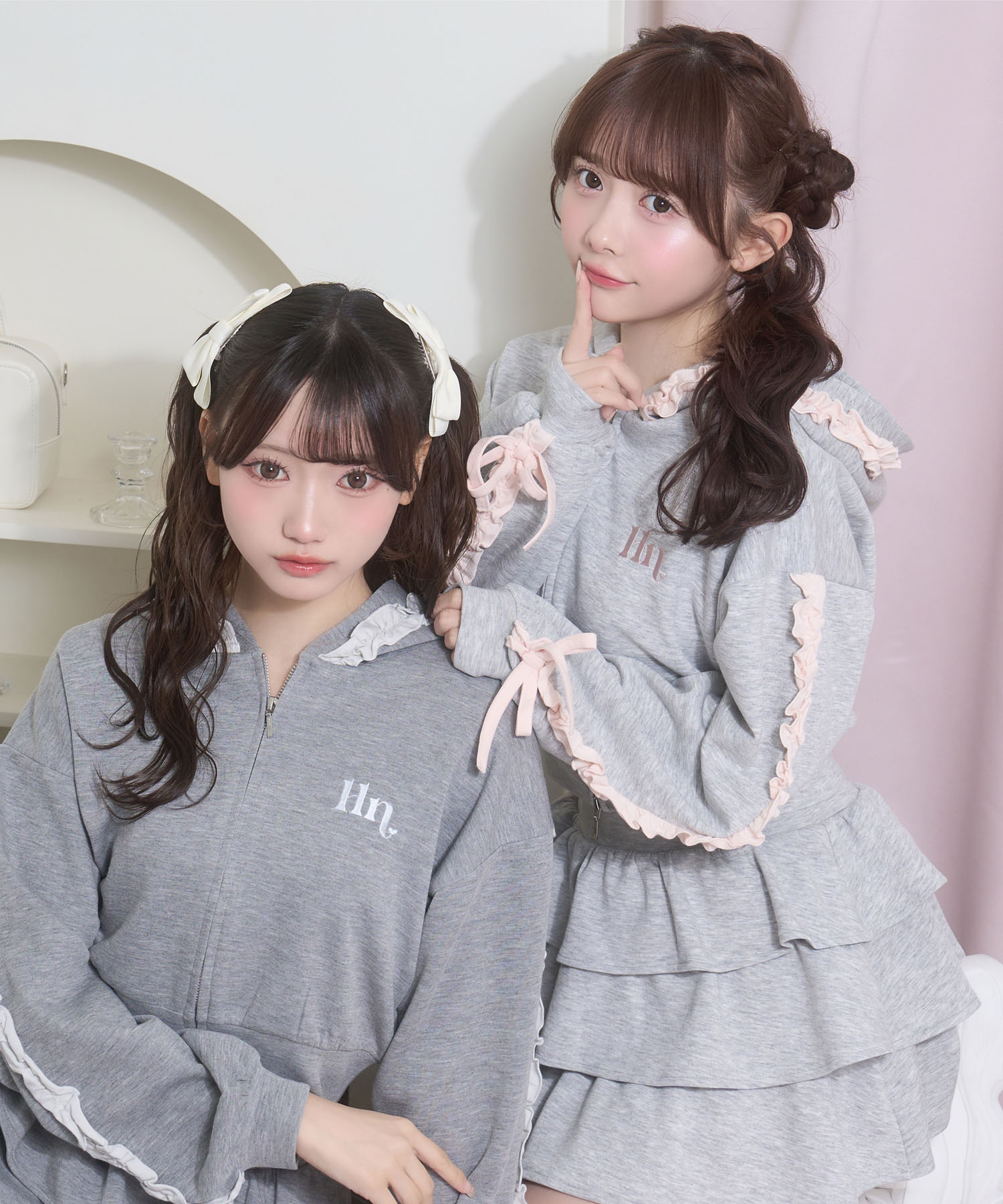 カラーフリルパーカーセットアップ