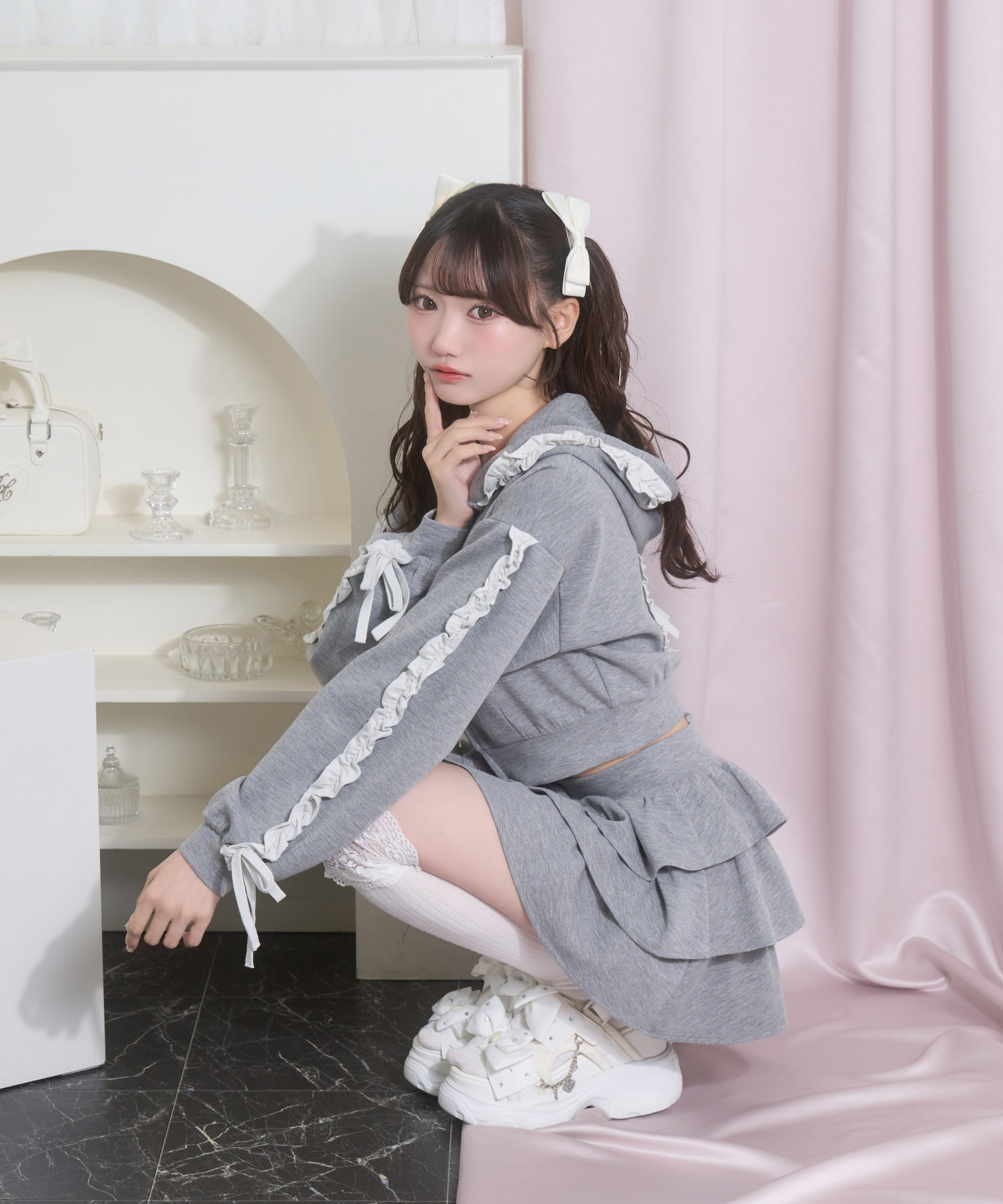 カラーフリルパーカーセットアップ