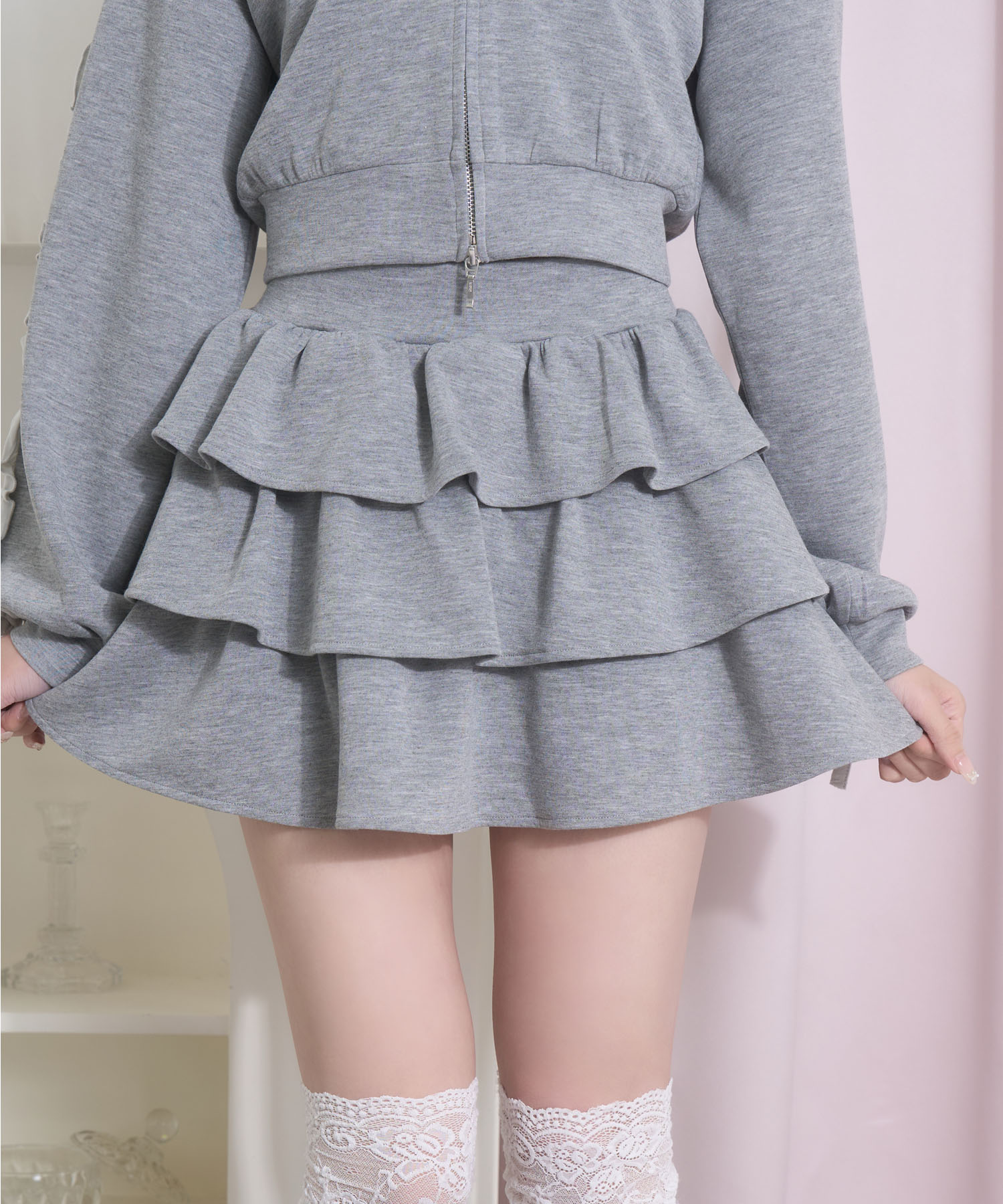 カラーフリルパーカーセットアップ