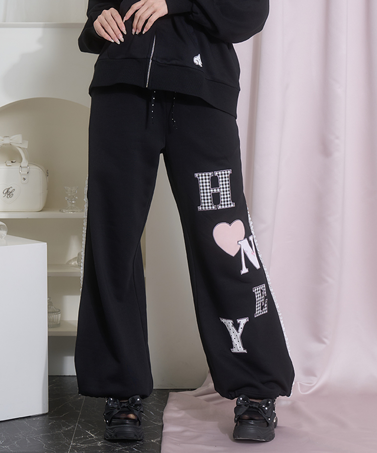 バックフリルAPスウェットパンツ