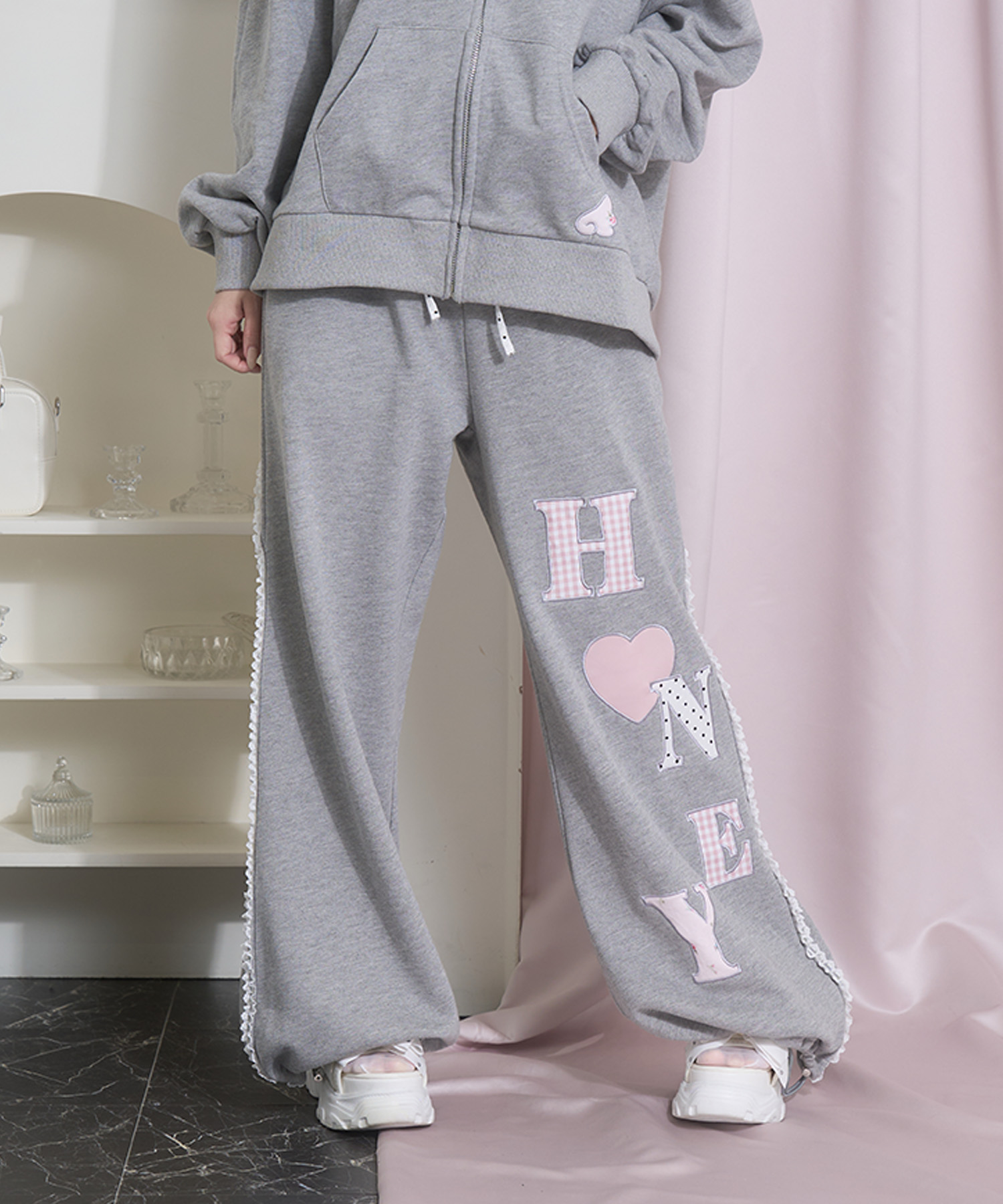 バックフリルAPスウェットパンツ