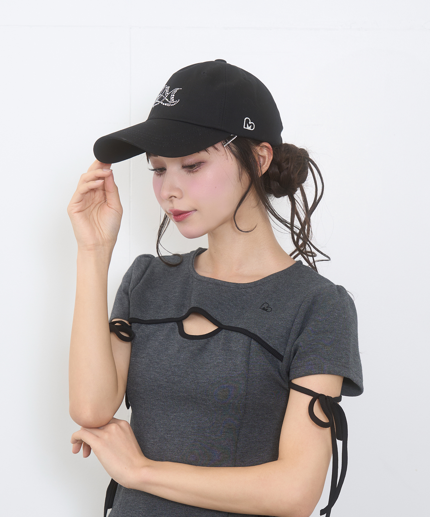 ビジューロゴキャップ